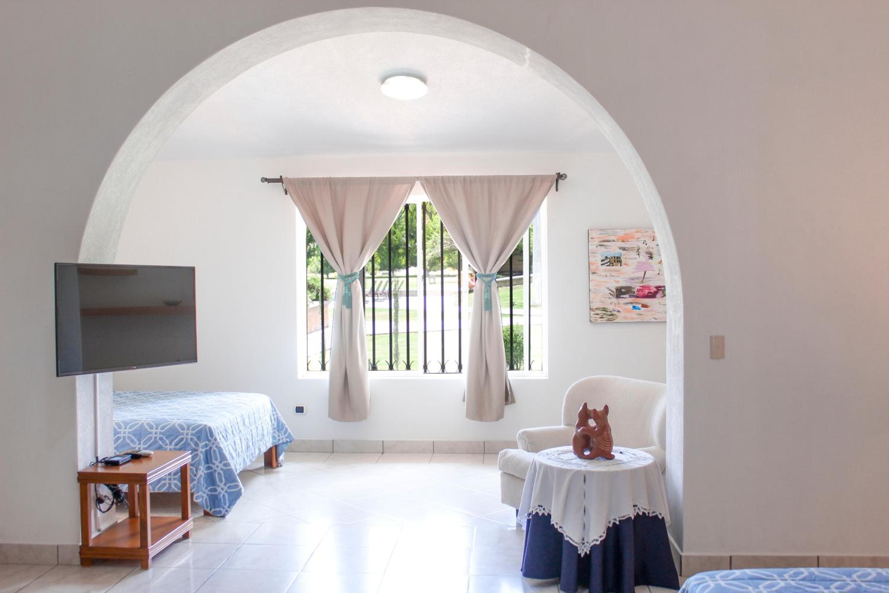 La Capilla Hotel