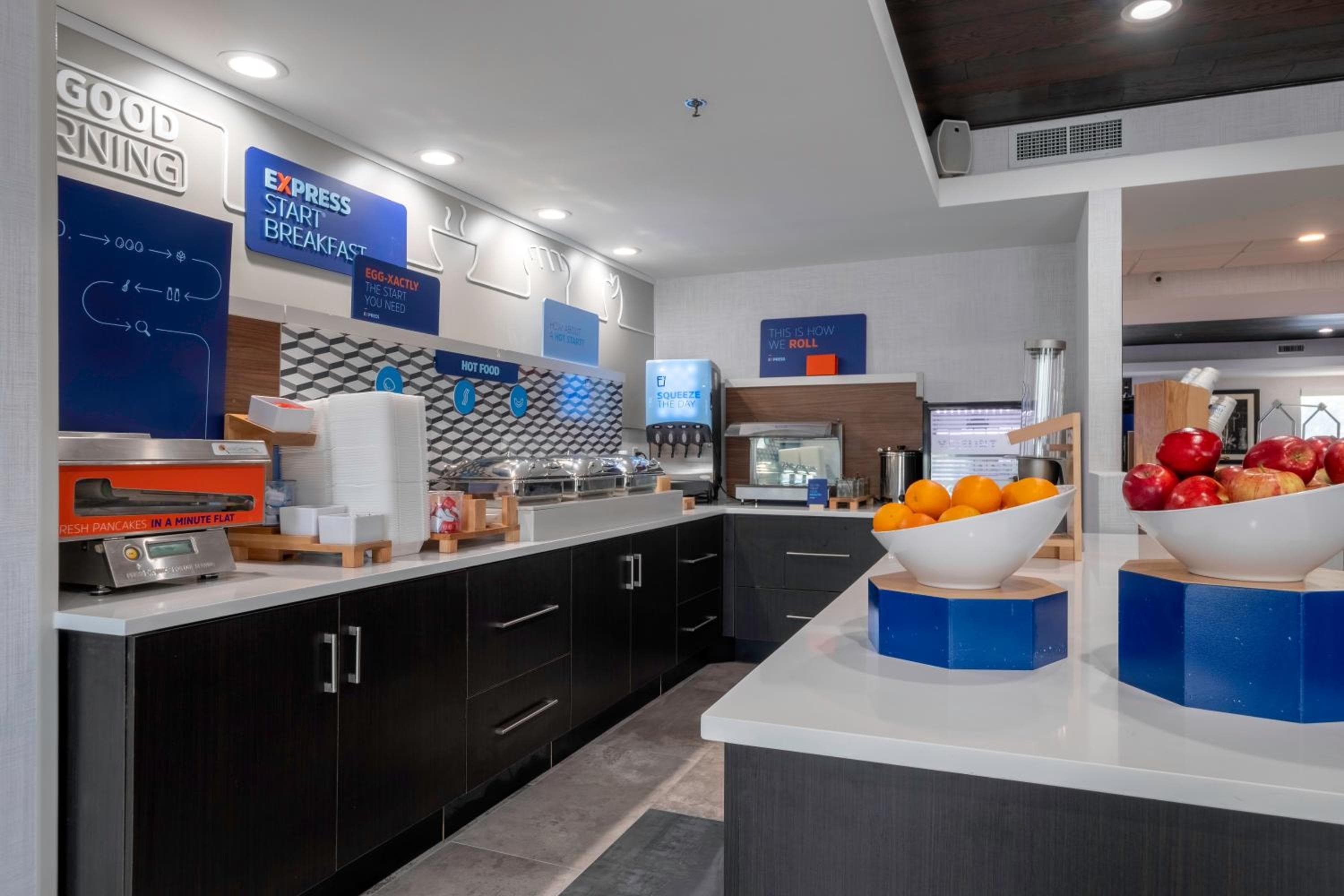 Holiday Inn Express Hotel & Suites Petersburg/Dinwiddie by IHG