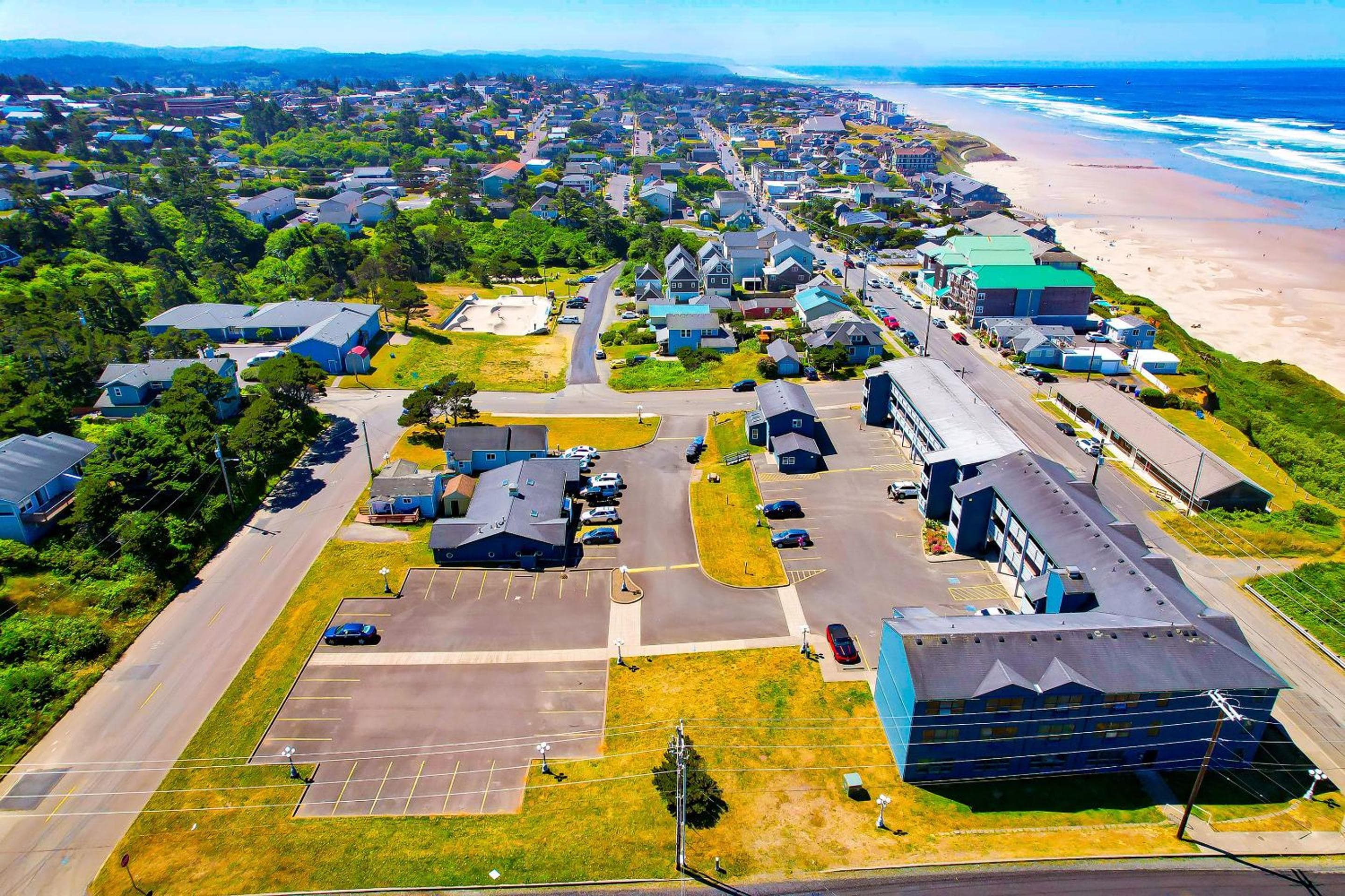 Waves Hotel NYE Beach - Newport OR