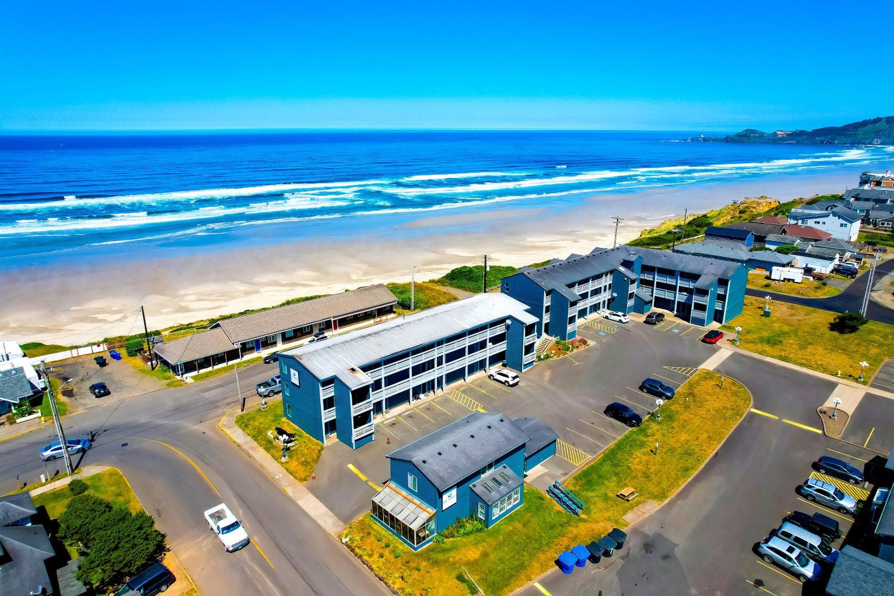 Waves Hotel NYE Beach - Newport OR