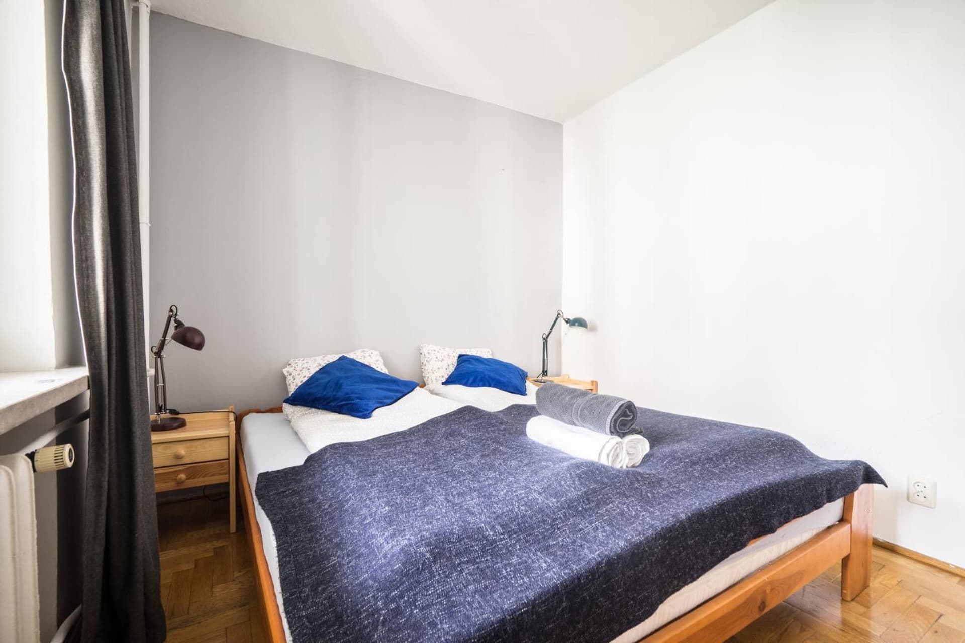 oompH Warsaw Central 3-bedroom Flat