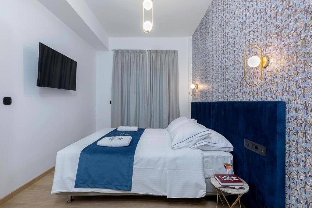 Acro Urban Suites
