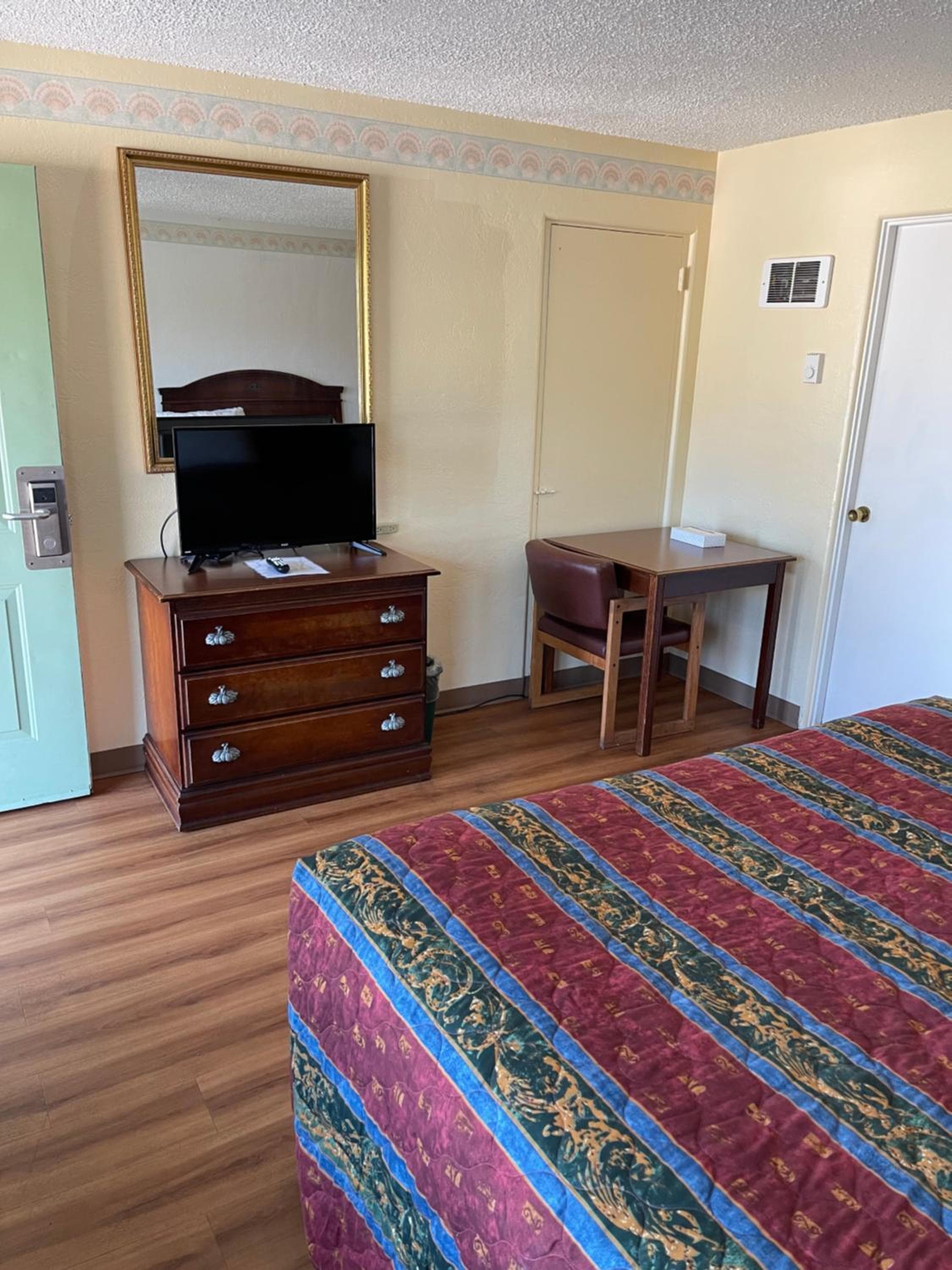 Villa West Motel