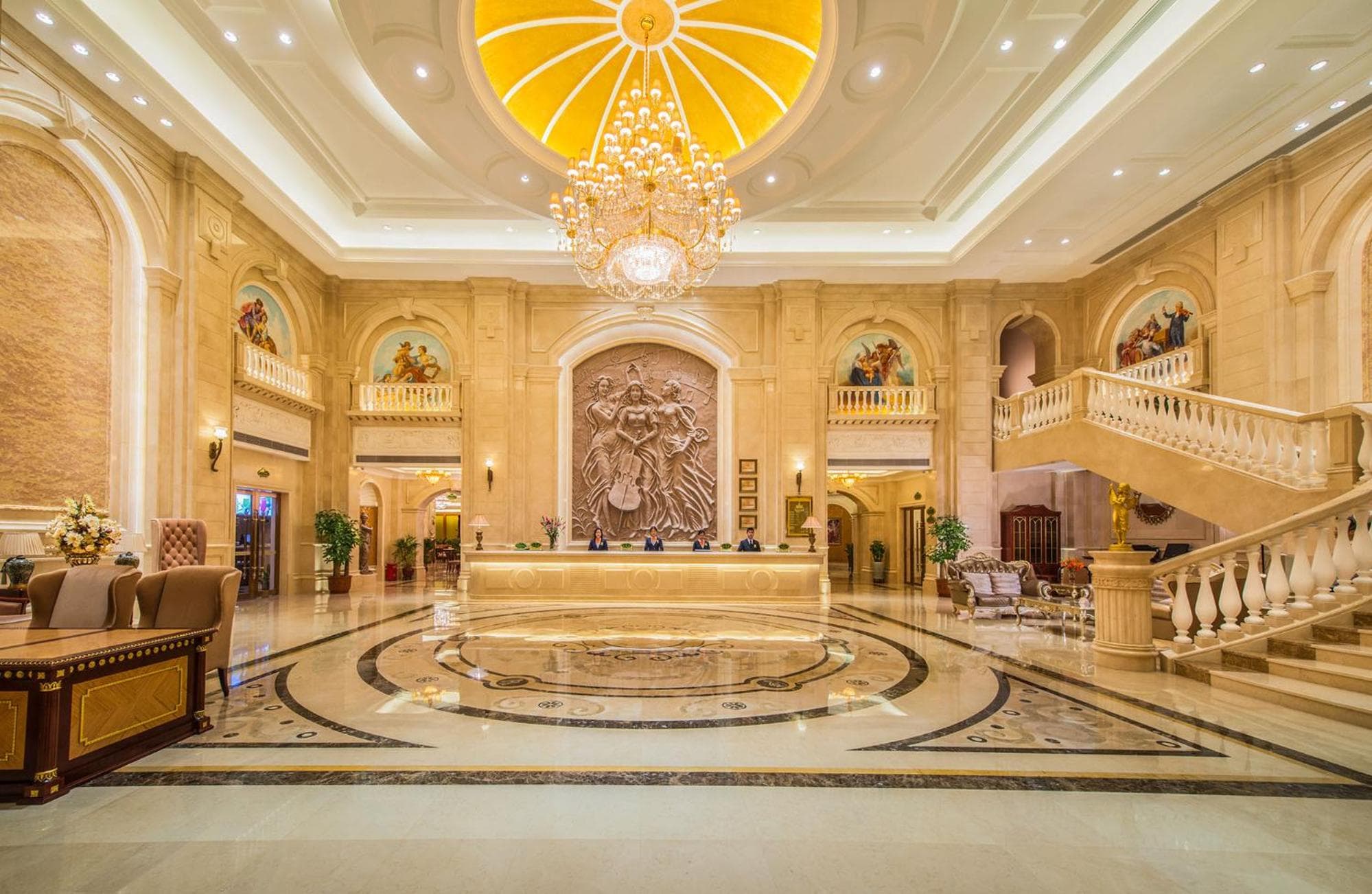 Vienna International Hotel Guangzhou Beijing Road Pedestrian Street Gongyuanqian Metro Station Branch - Free Deliver Service to Guangzhou Baiyun Internatio