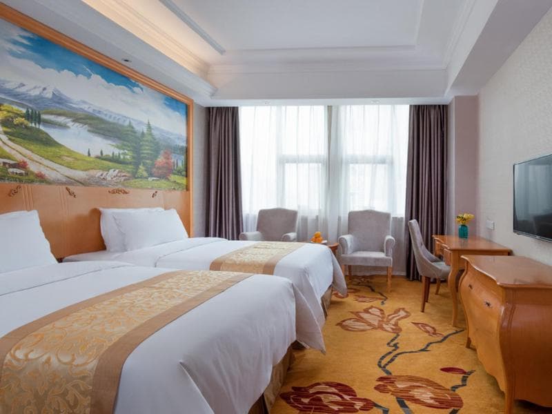Vienna International Hotel Guangzhou Beijing Road Pedestrian Street Gongyuanqian Metro Station Branch - Free Deliver Service to Guangzhou Baiyun Internatio