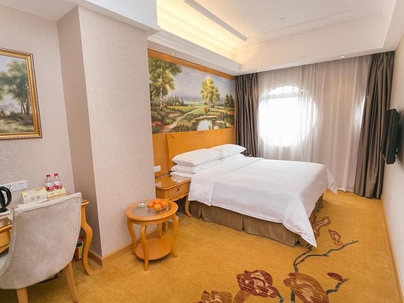 Vienna International Hotel Guangzhou Beijing Road Pedestrian Street Gongyuanqian Metro Station Branch - Free Deliver Service to Guangzhou Baiyun Internatio