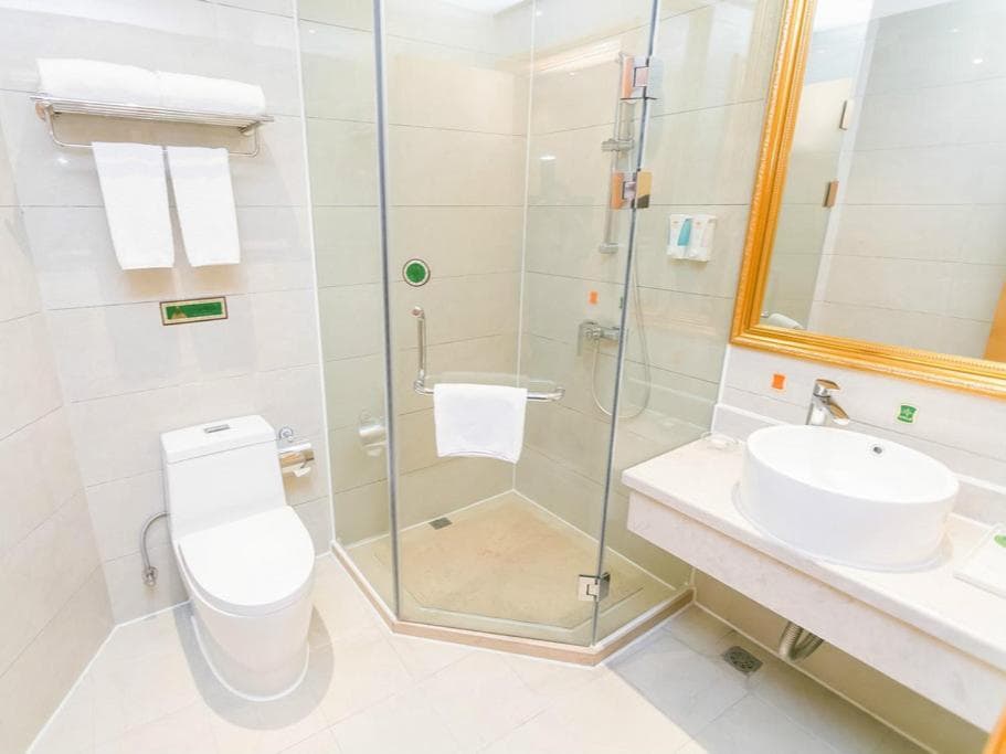 Vienna International Hotel Guangzhou Beijing Road Pedestrian Street Gongyuanqian Metro Station Branch - Free Deliver Service to Guangzhou Baiyun Internatio