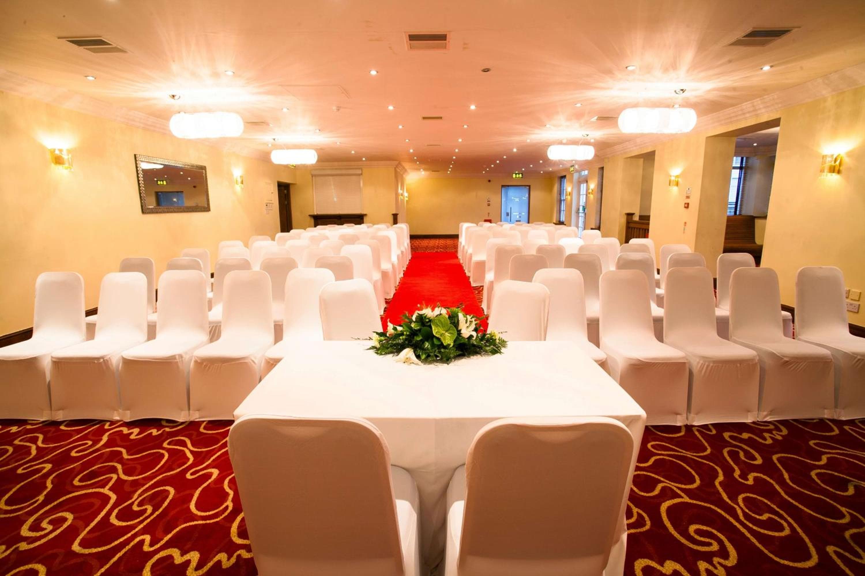 London Croydon Aerodrome Hotel By Sunday