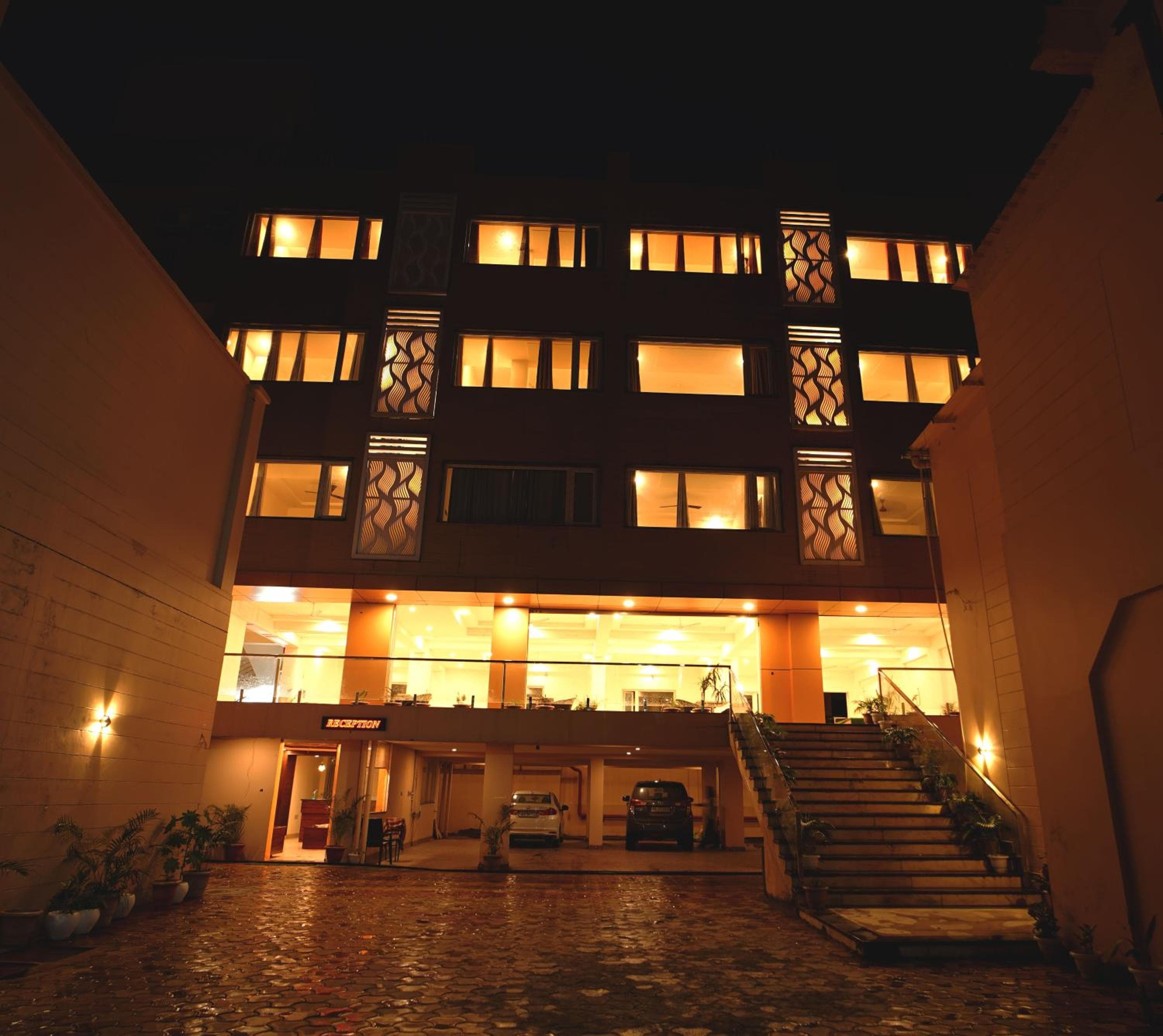 Hotel Doon's Pride
