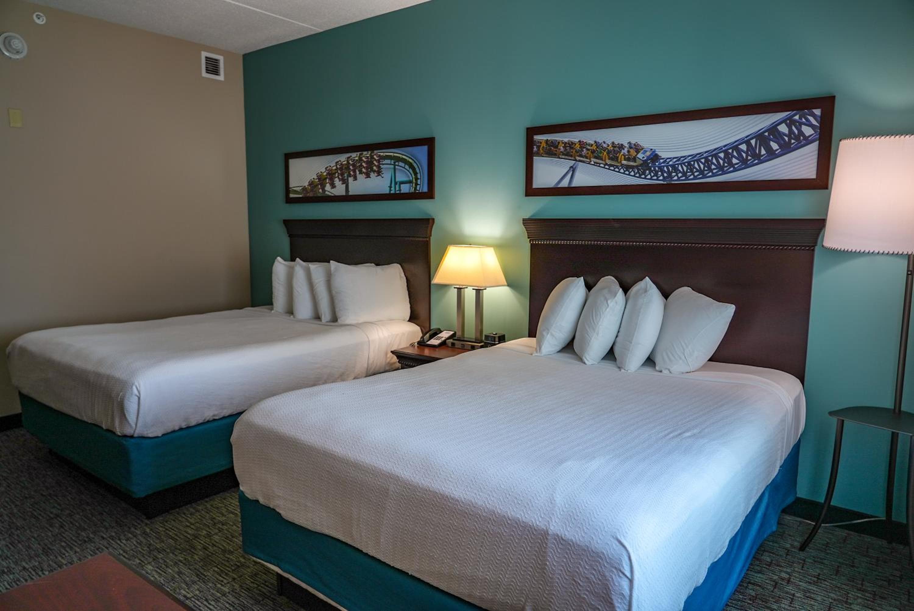 Cedar Point's Express Hotel