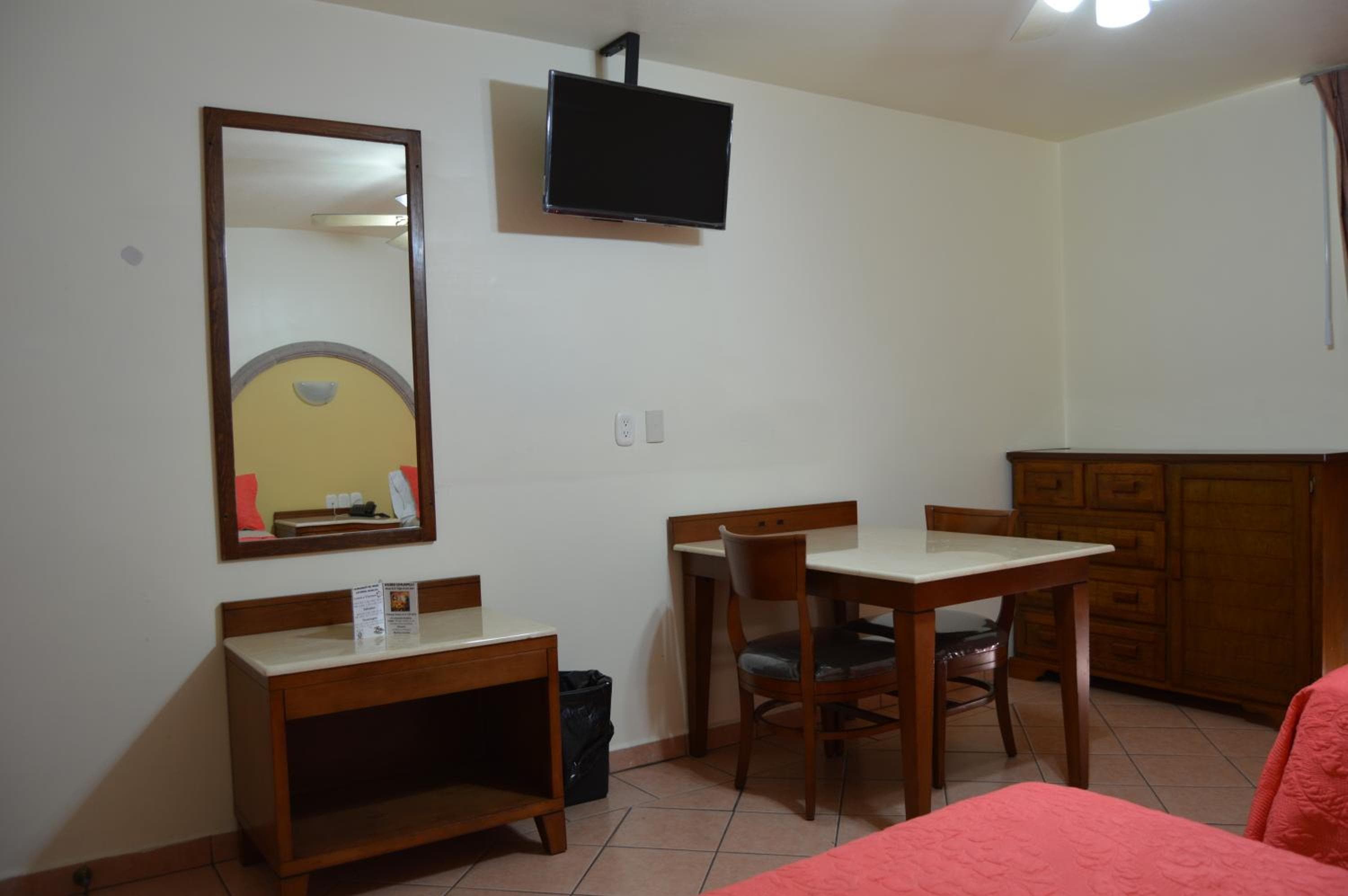 Hotel Real Santa Fe