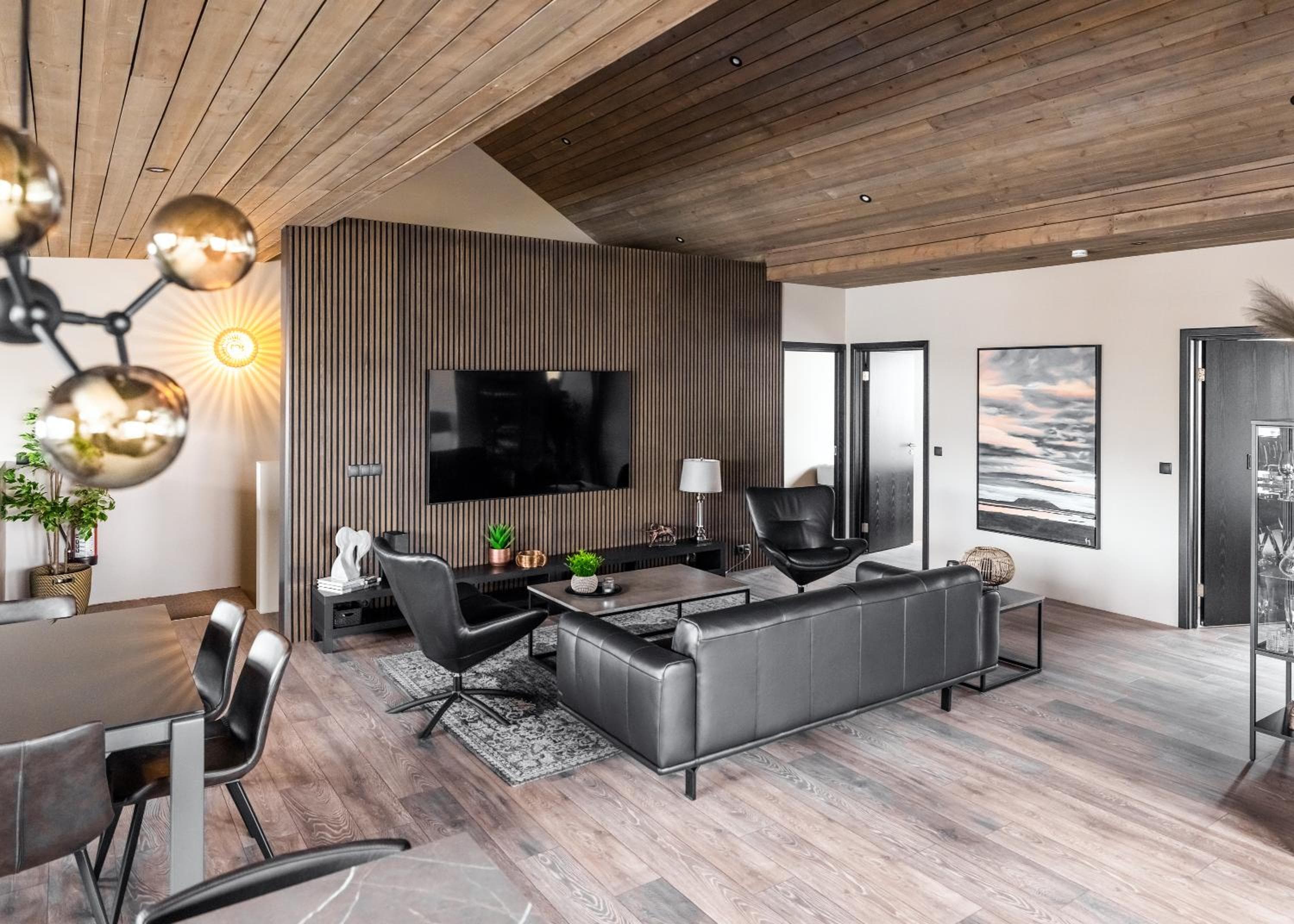 Pier Apartments
