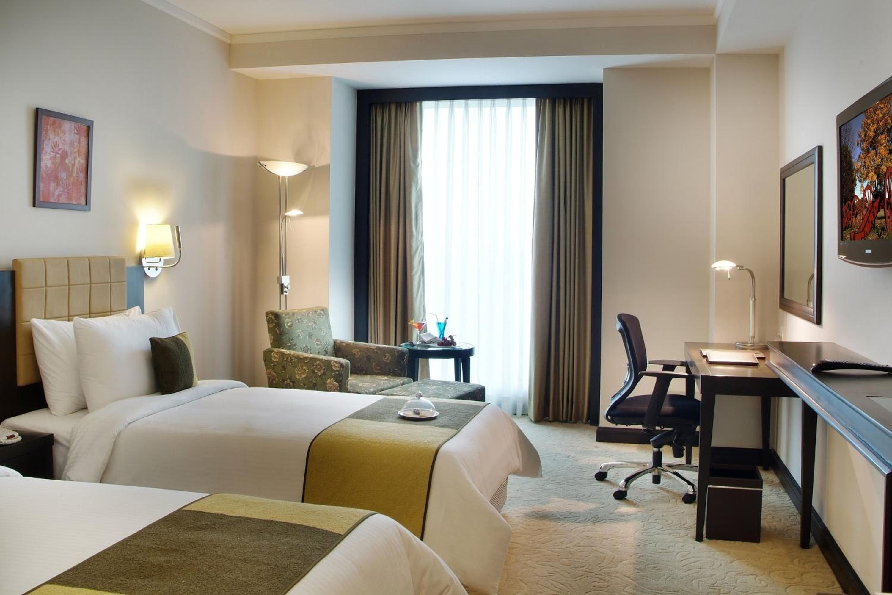 Goldfinch Hotel Delhi NCR