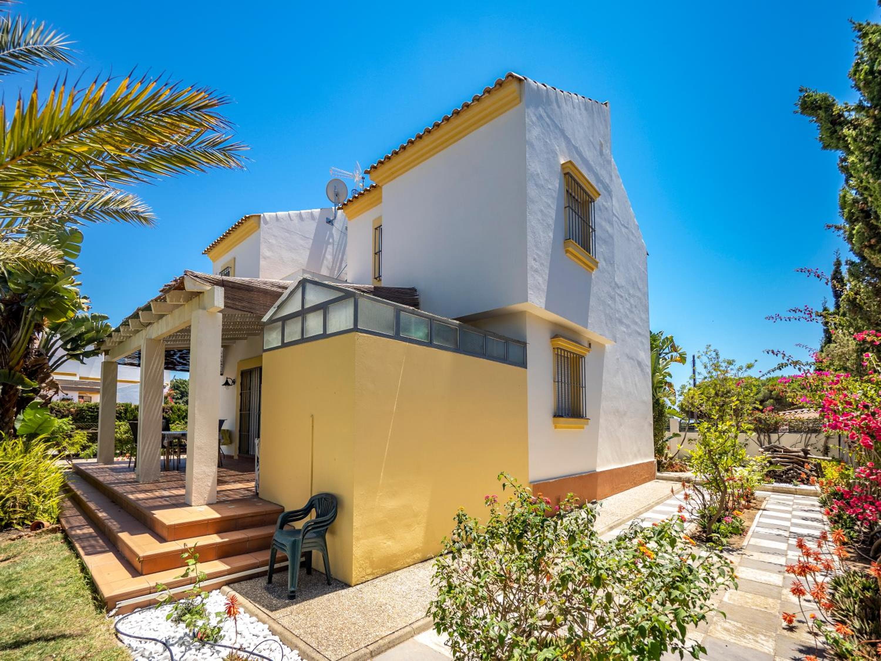 Chalet Sol y Mar by Ĥ