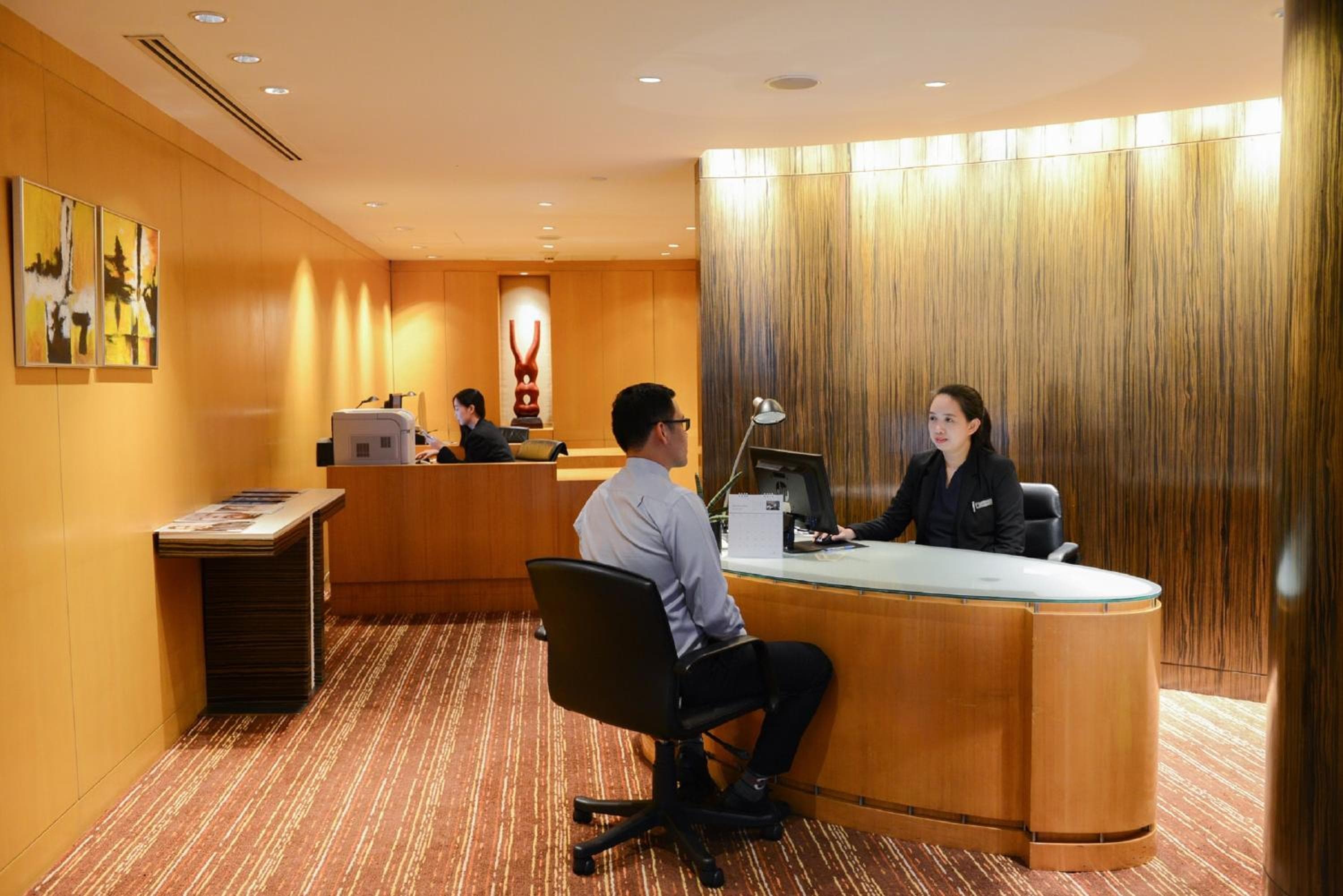 Holiday Inn Bangkok by IHG