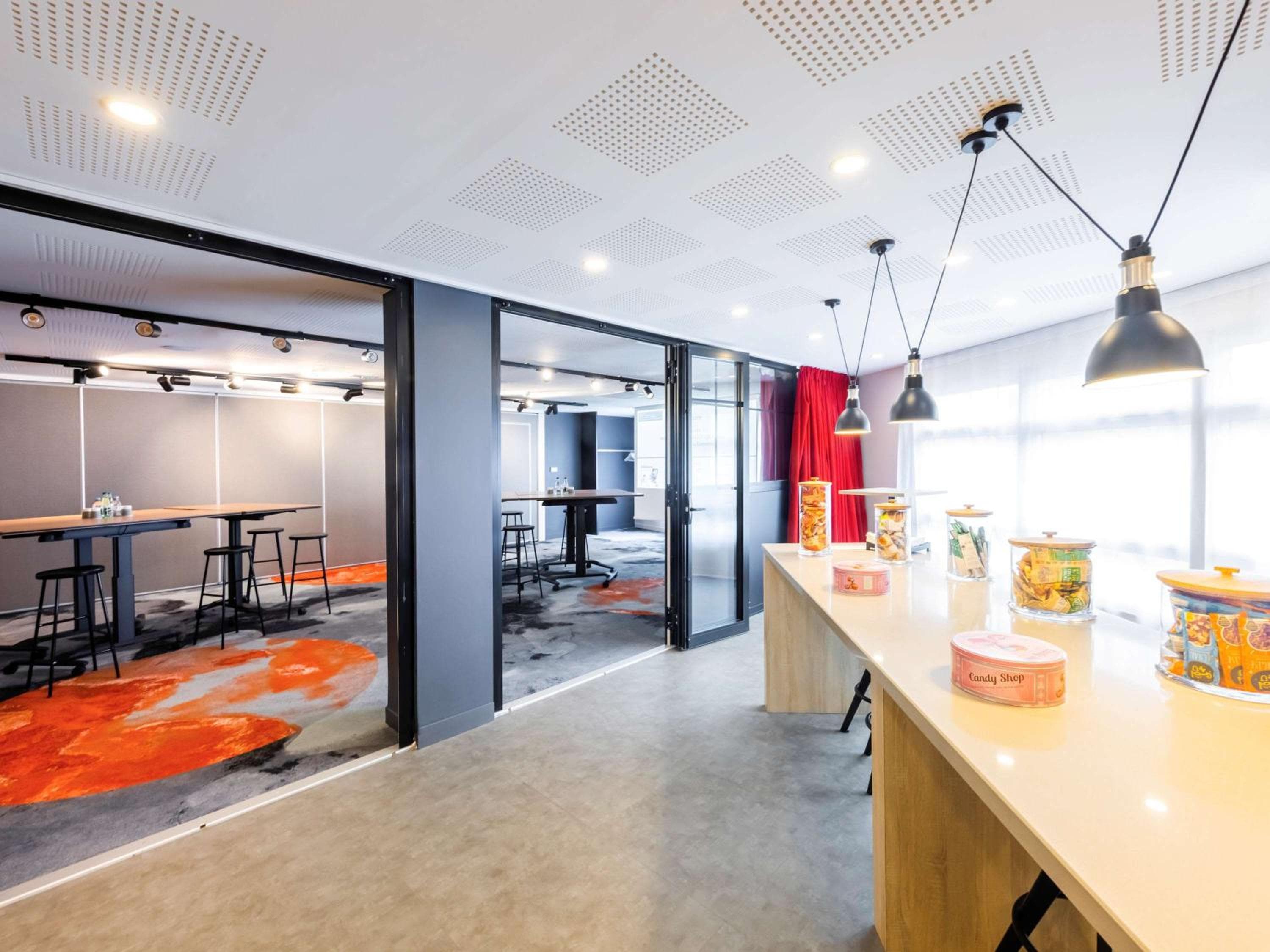 meeting & event spaces