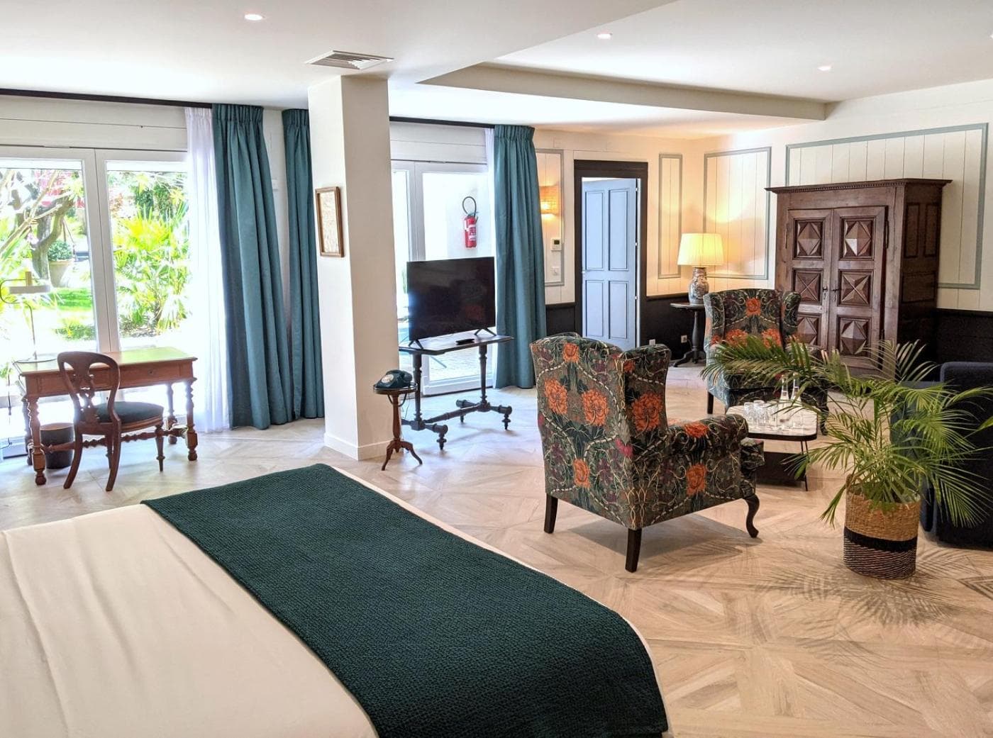 Hôtel Le Saint Christophe