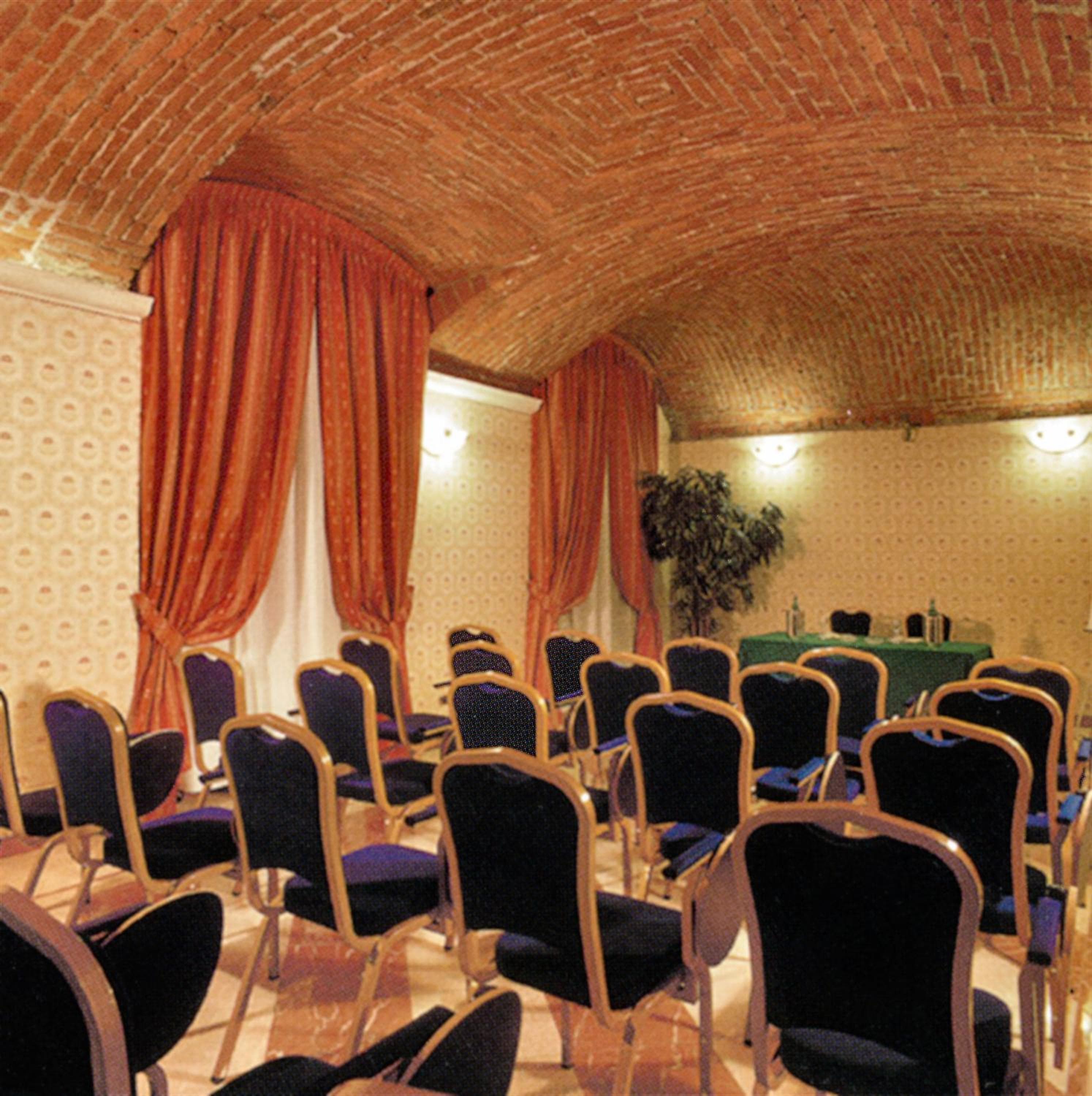 Andreola Central Hotel