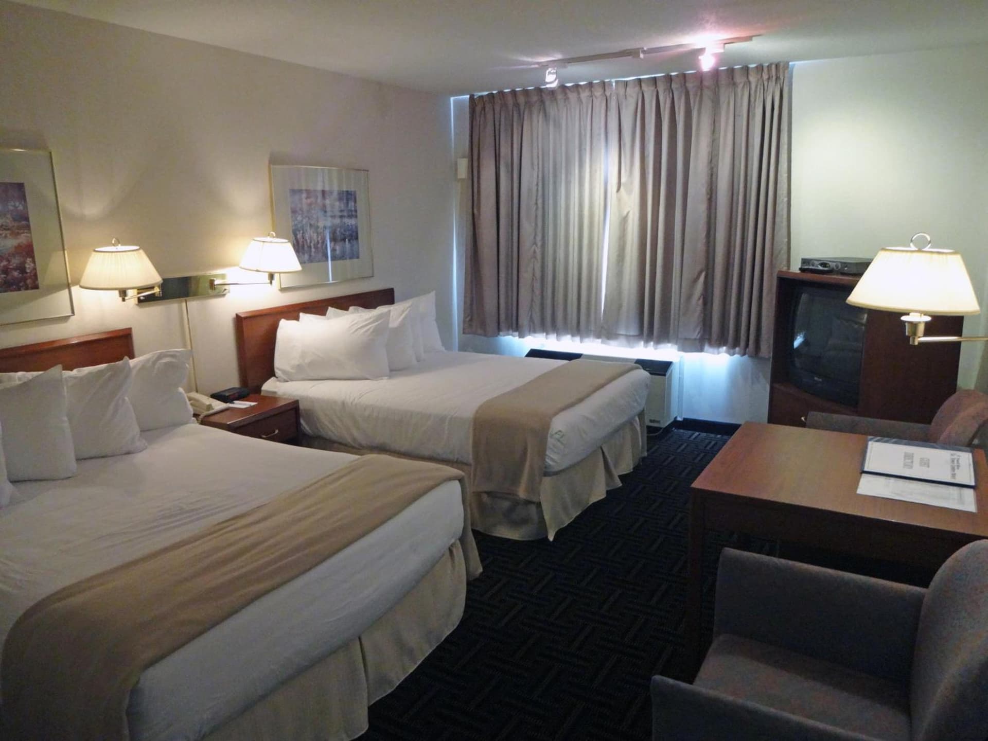 Powell River Town Centre Hotel
