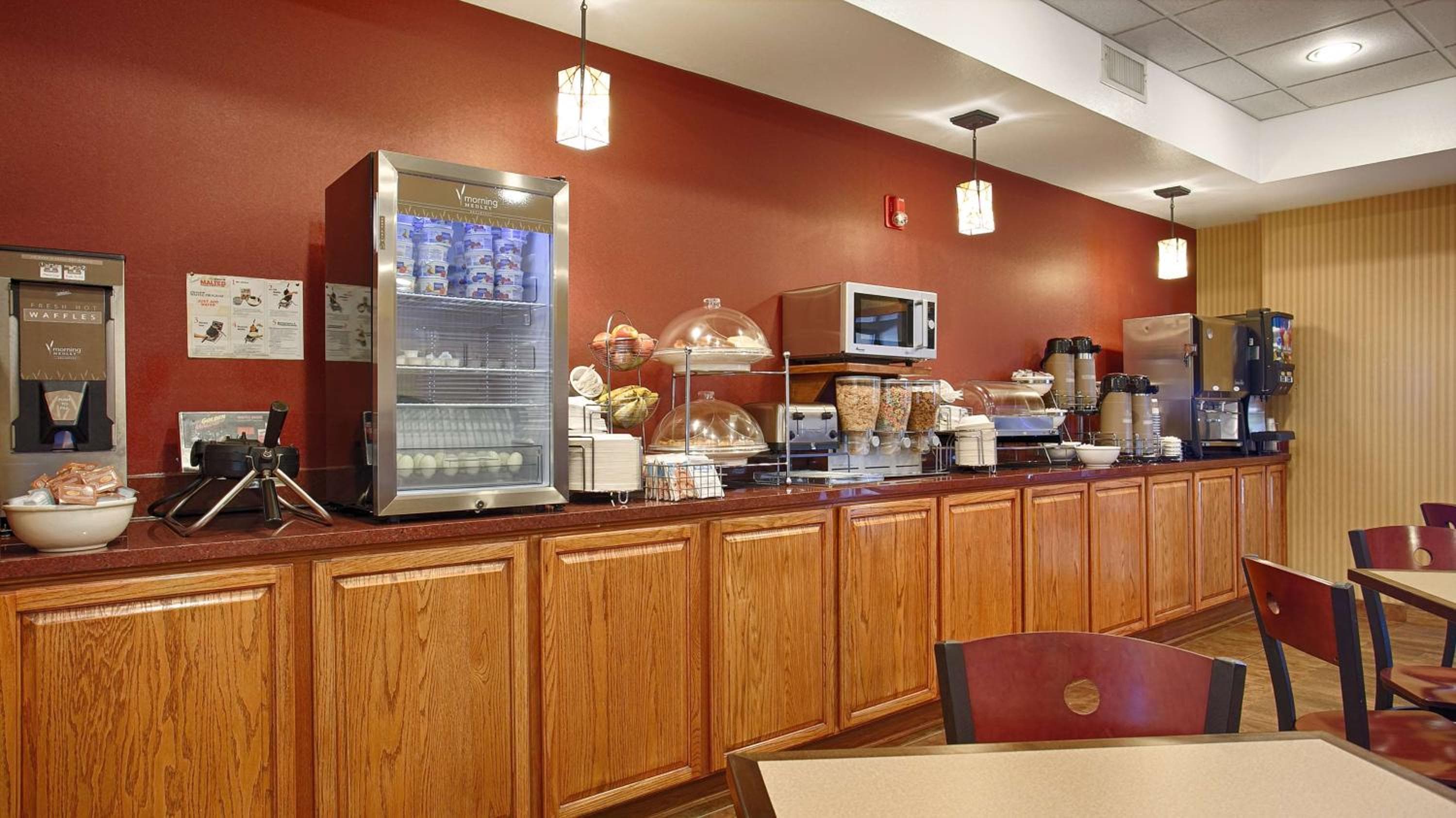 Best Western Plus Tulsa Woodland Hills Hotel and Suites