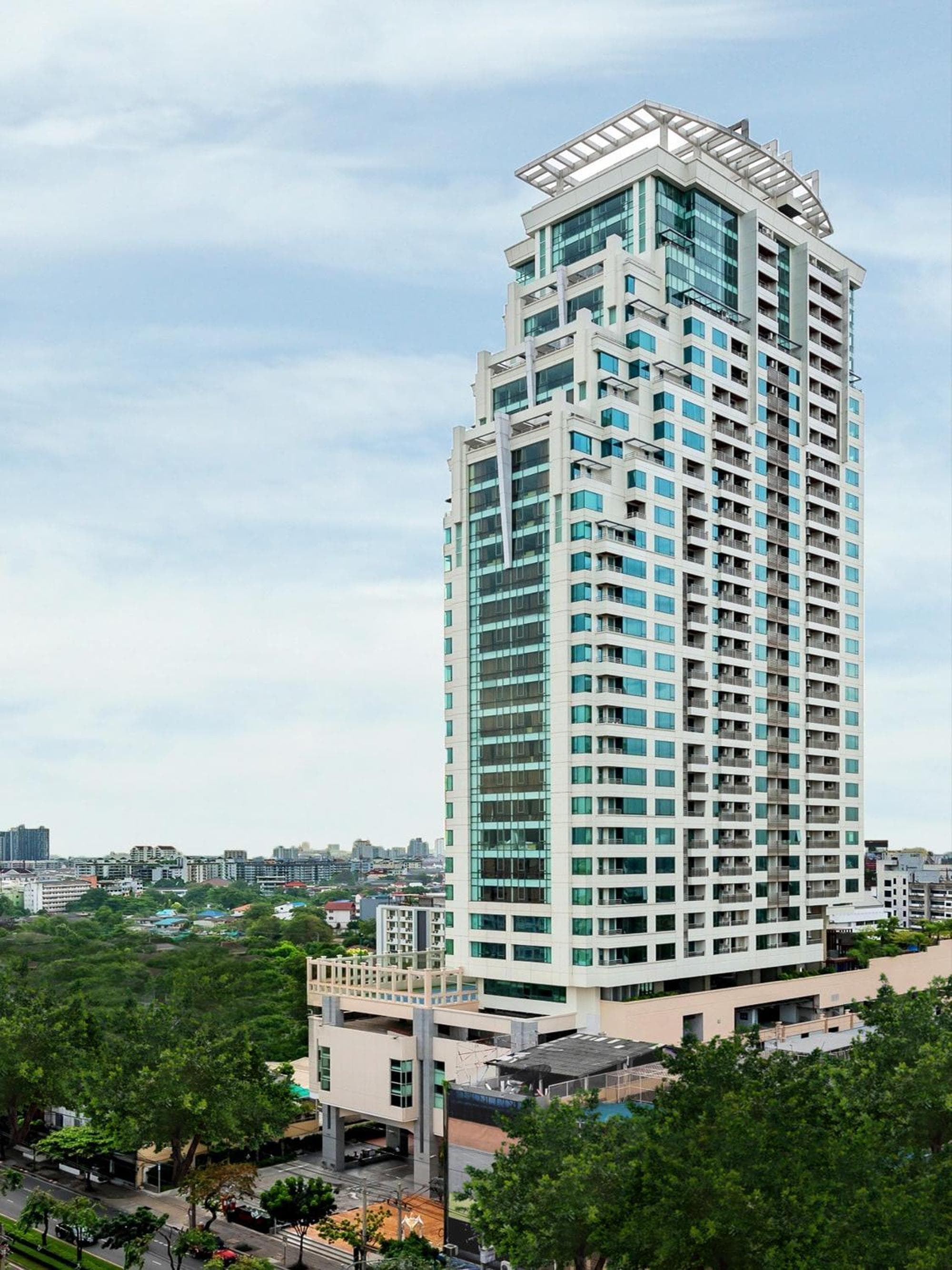 Jasmine Grande Residence Suite Bangkok