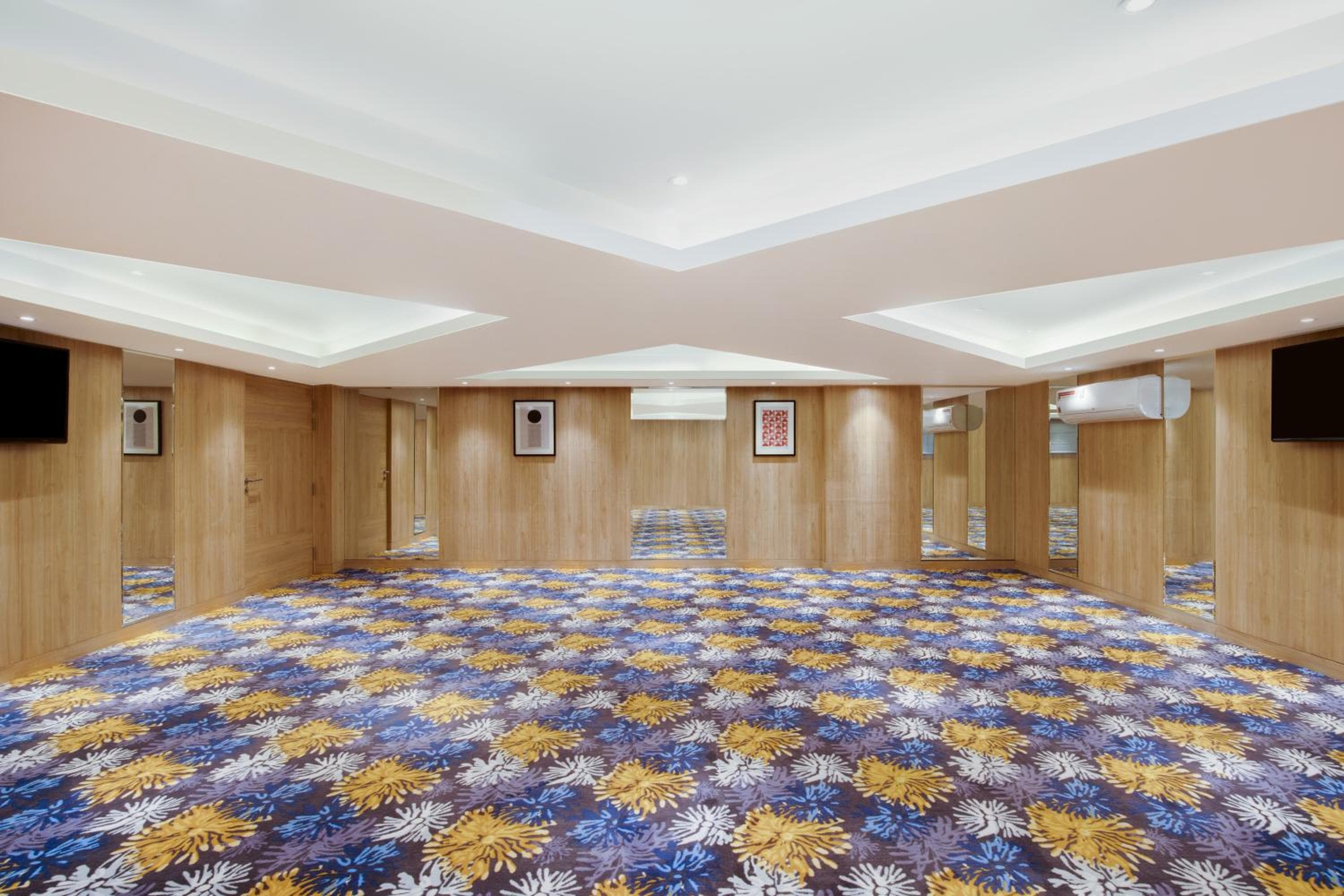 Hotel Aketa Rajpur Road Dehradun, Dehradun