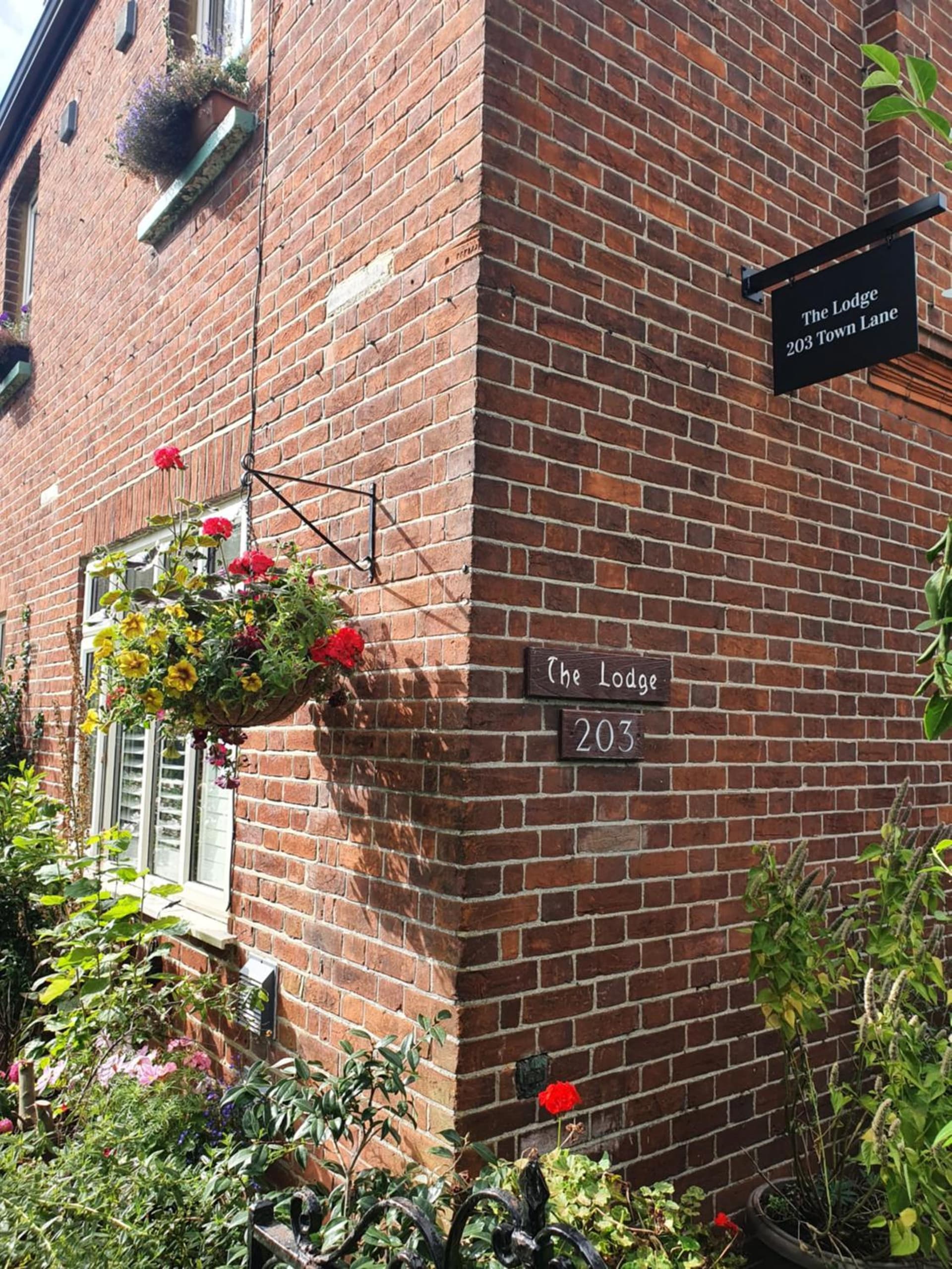 The Lodge Stanwell