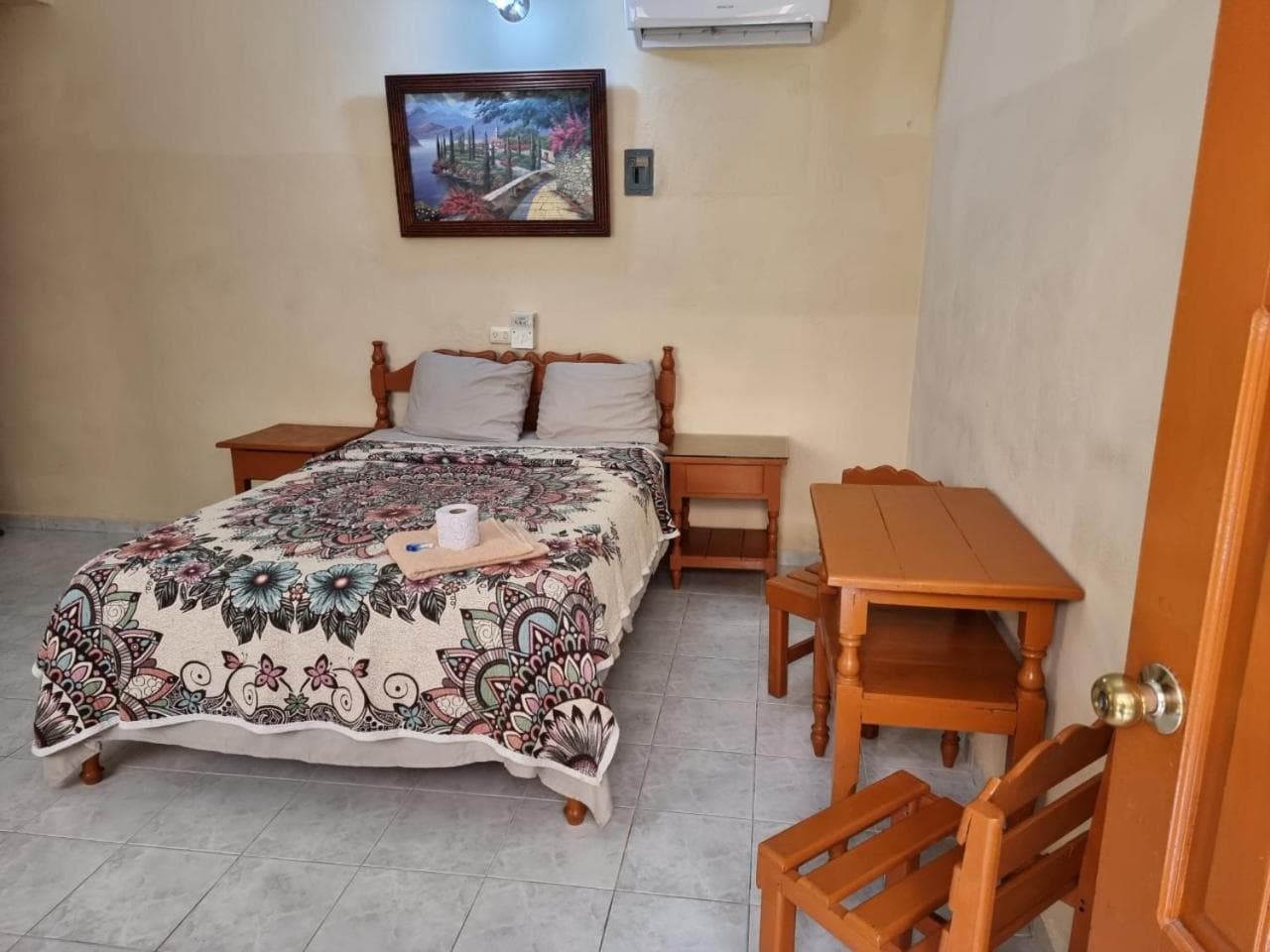 Hotel Isla Esmeralda