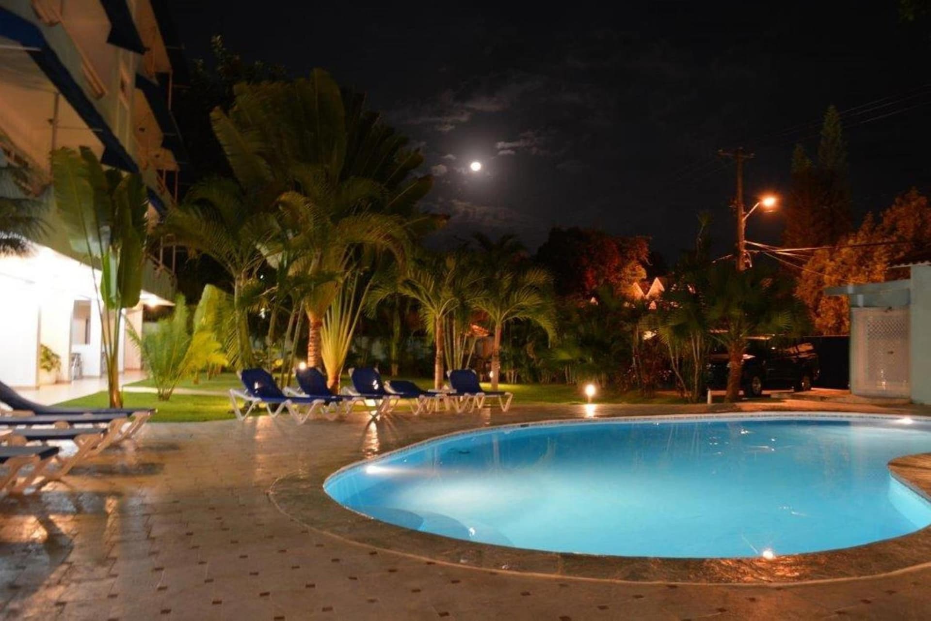 New Garden Hotel