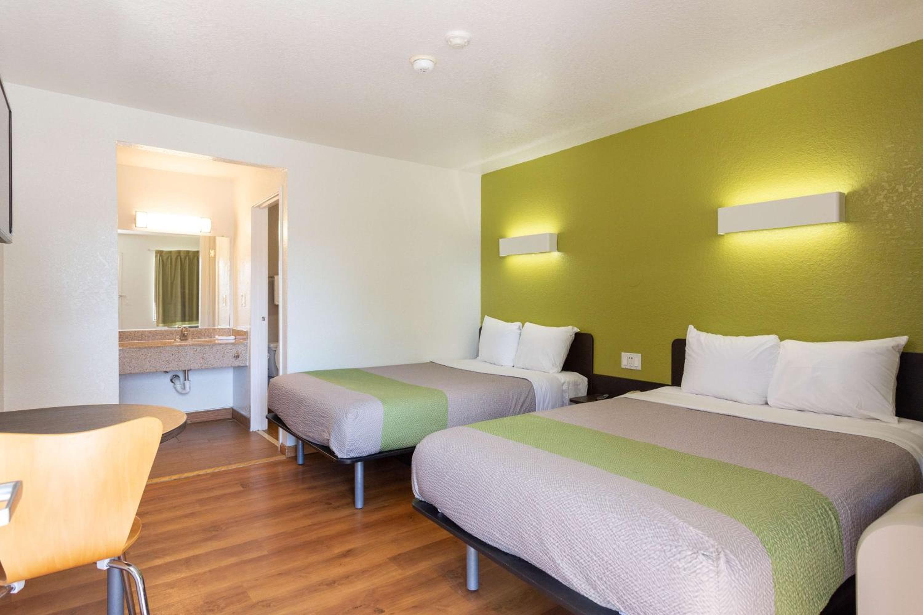 Motel 6-Camp Springs, DC - South Camp Springs