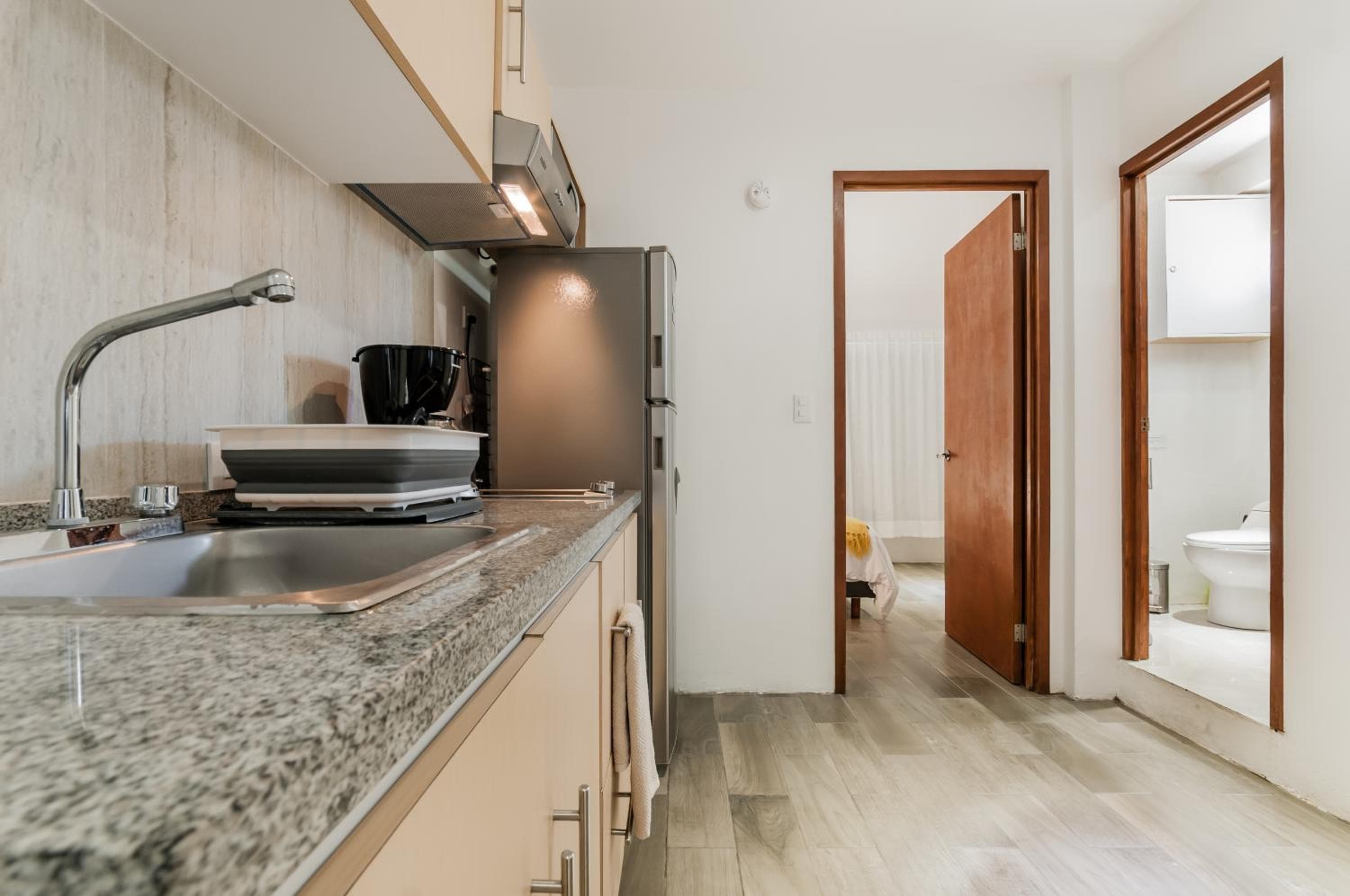 HotelZone L16 Beach Access