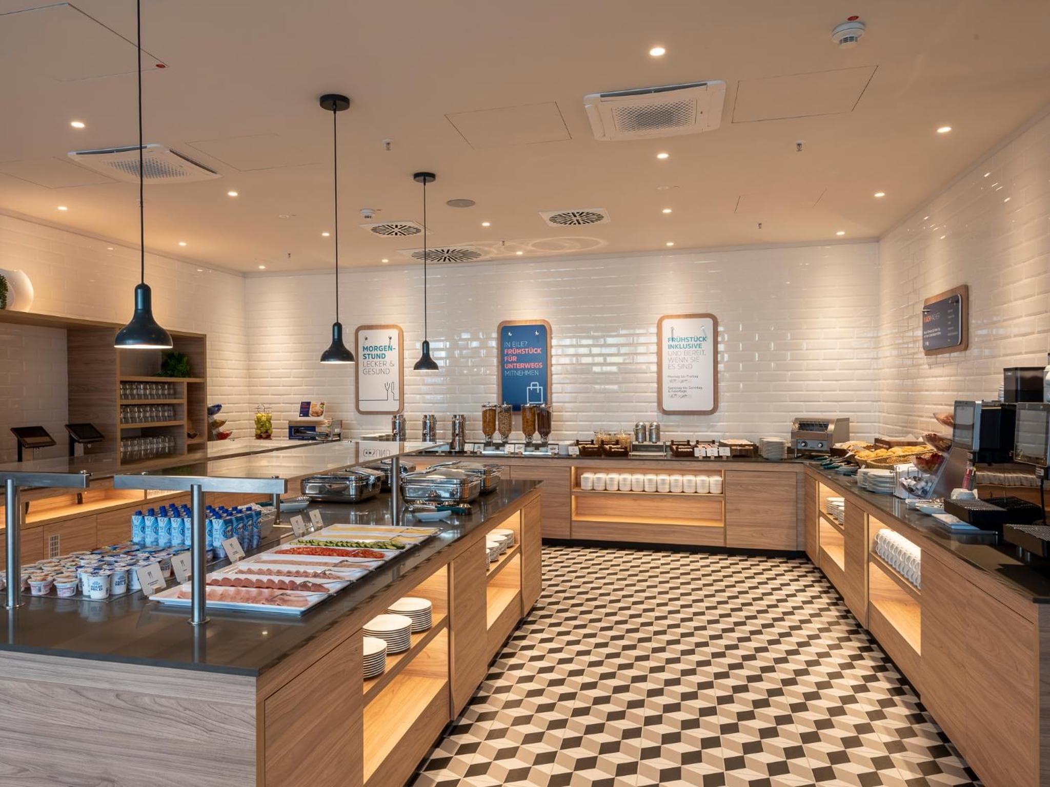 Holiday Inn Express Düsseldorf - Hauptbahnhof by IHG