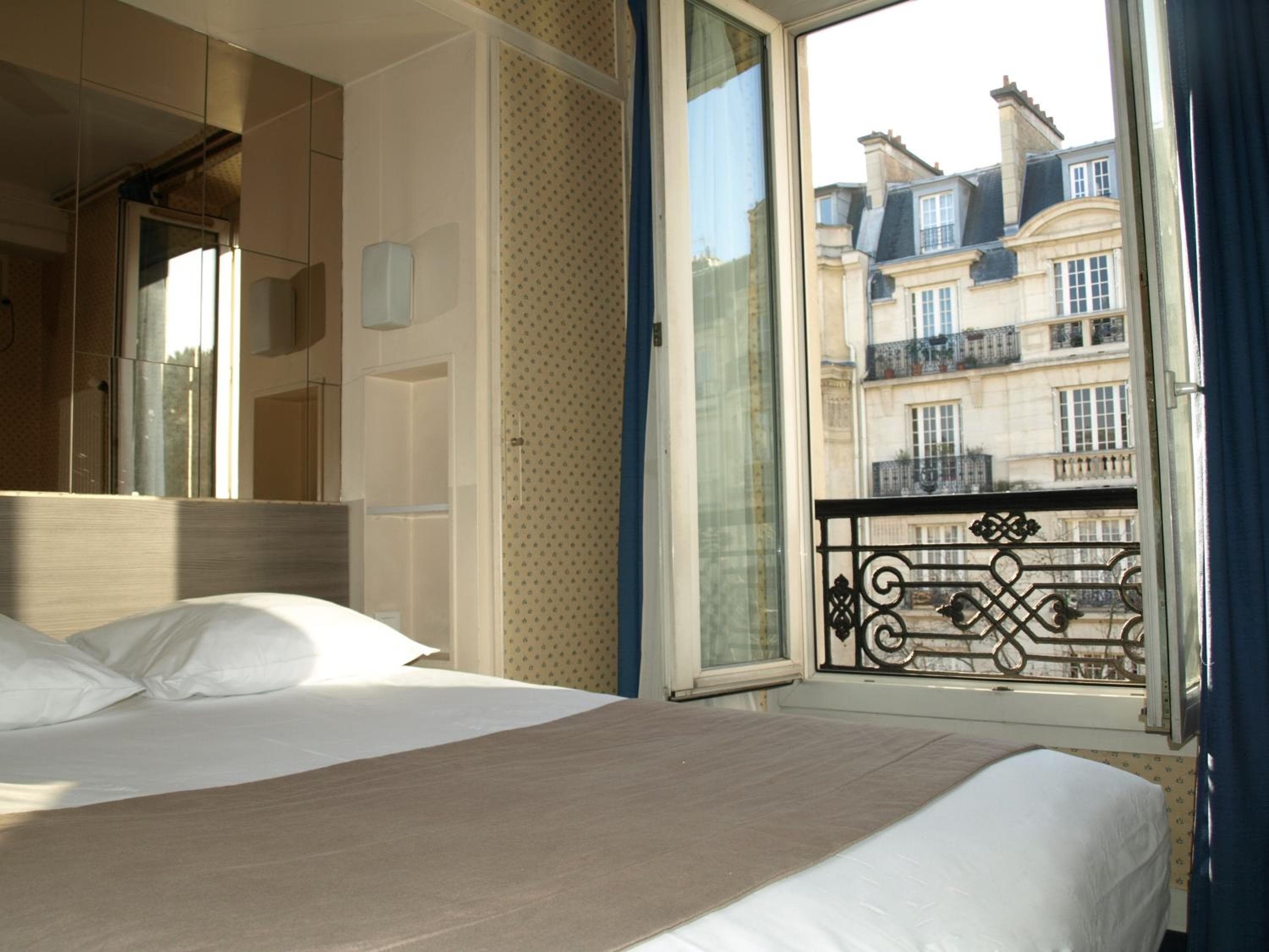 Hôtel Eiffel Kensington