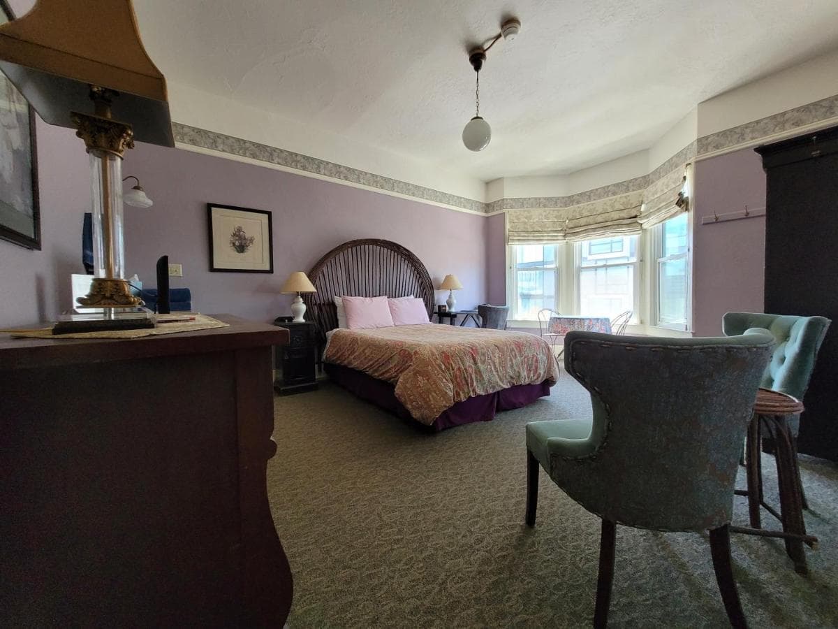 The Willows Inn
