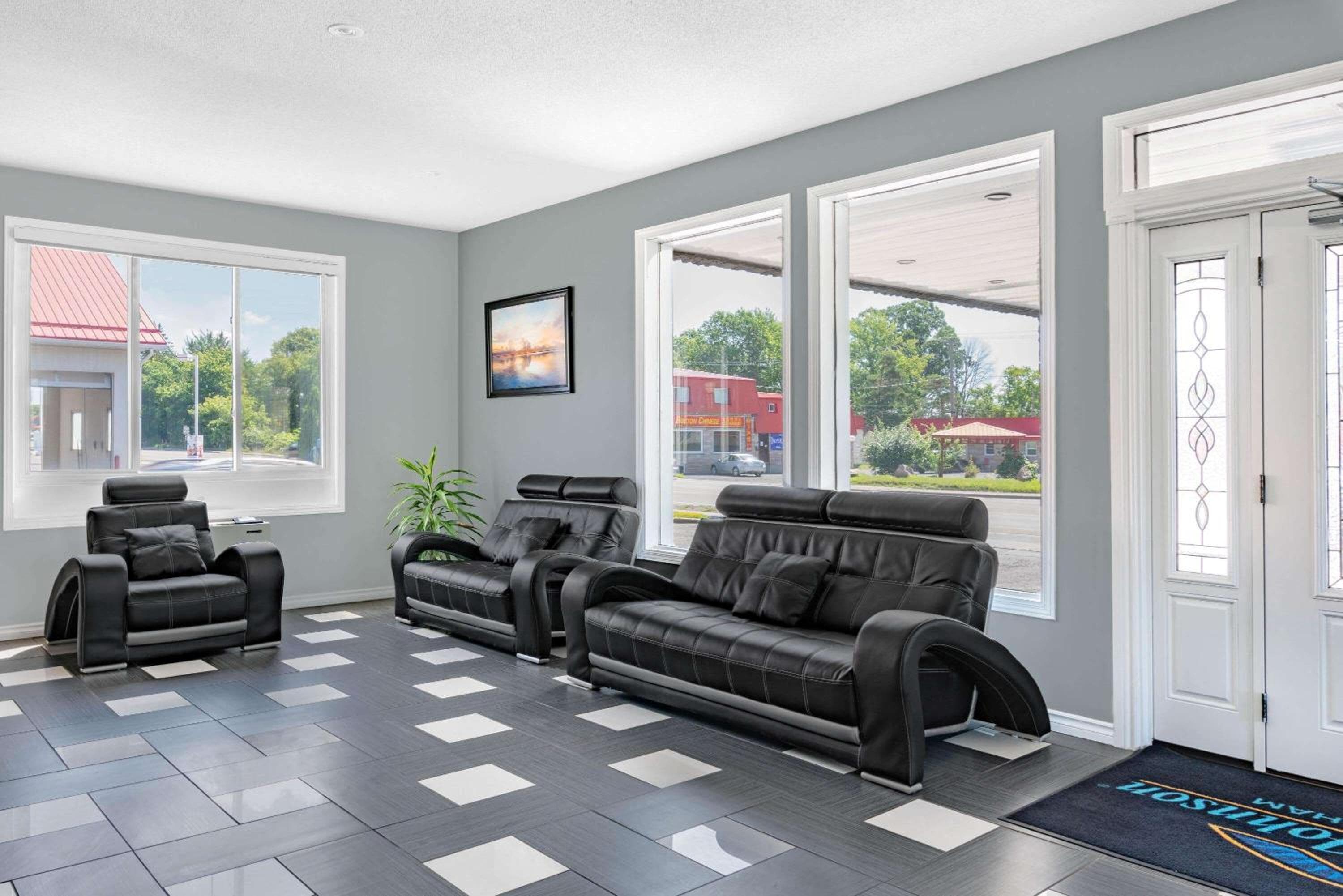 Howard Johnson by Wyndham Gananoque