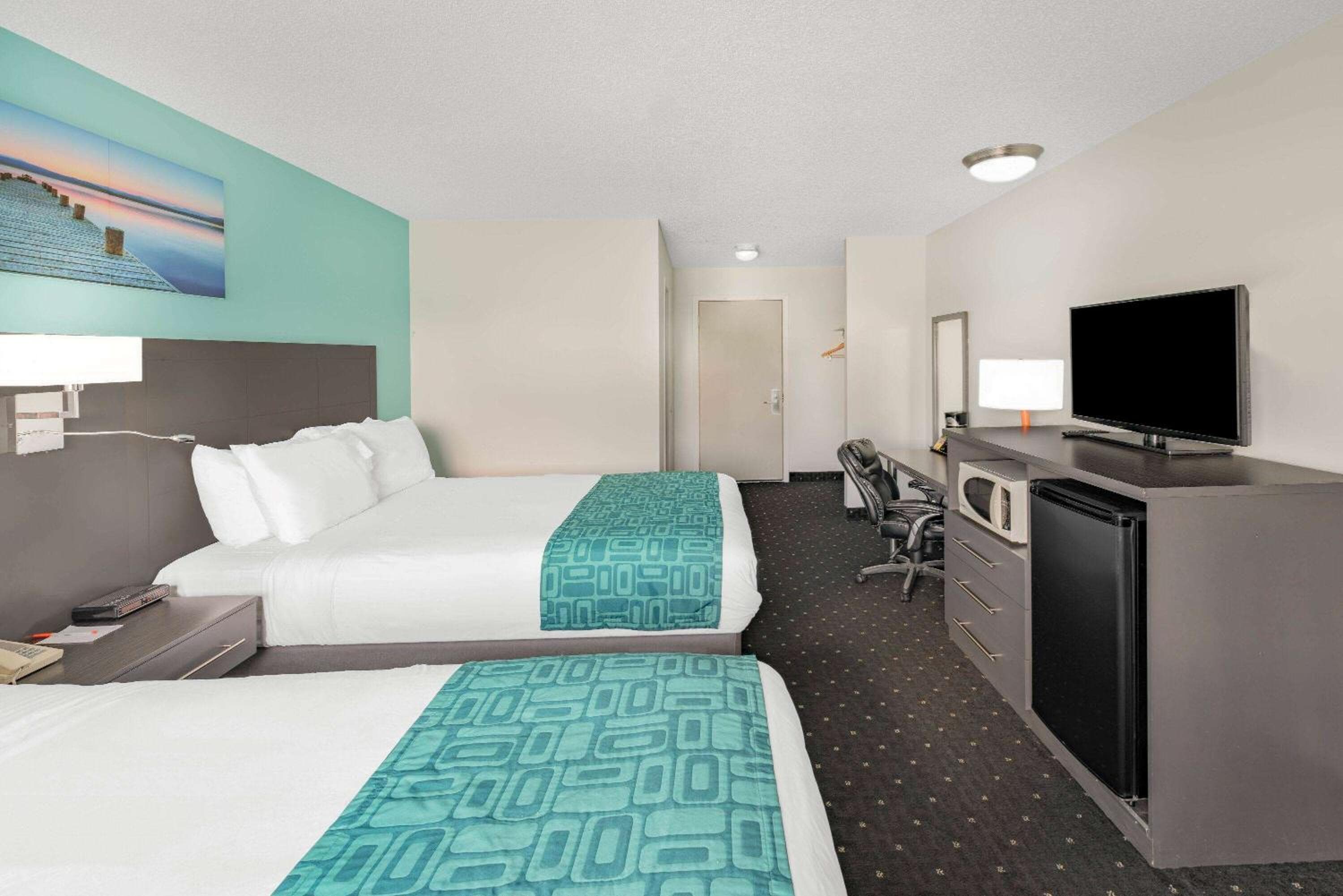 Howard Johnson by Wyndham Gananoque
