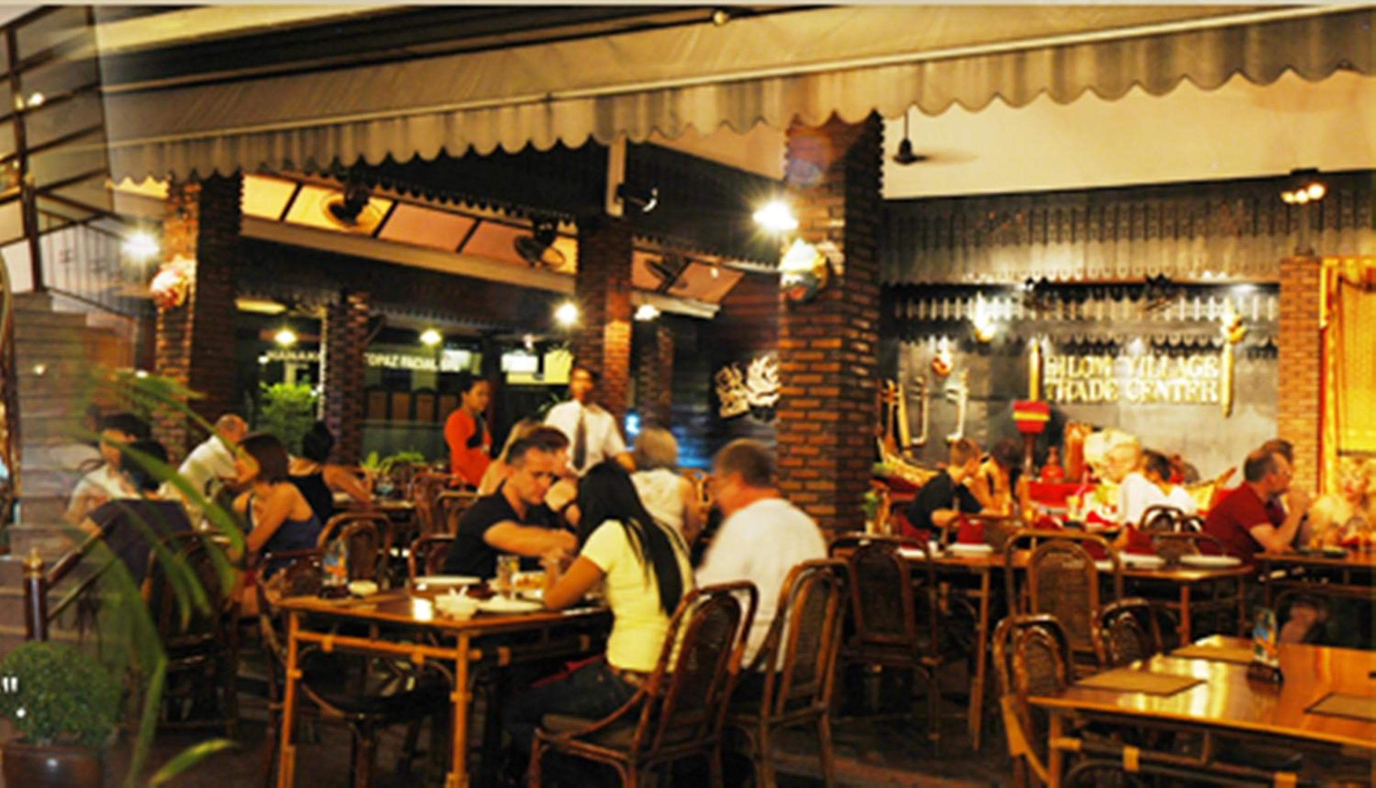 Silom Village Inn