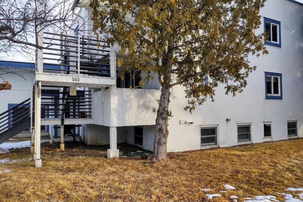 Charming and cozy downtown Bozeman 3 bedroom condo Walk to dinner and drinks