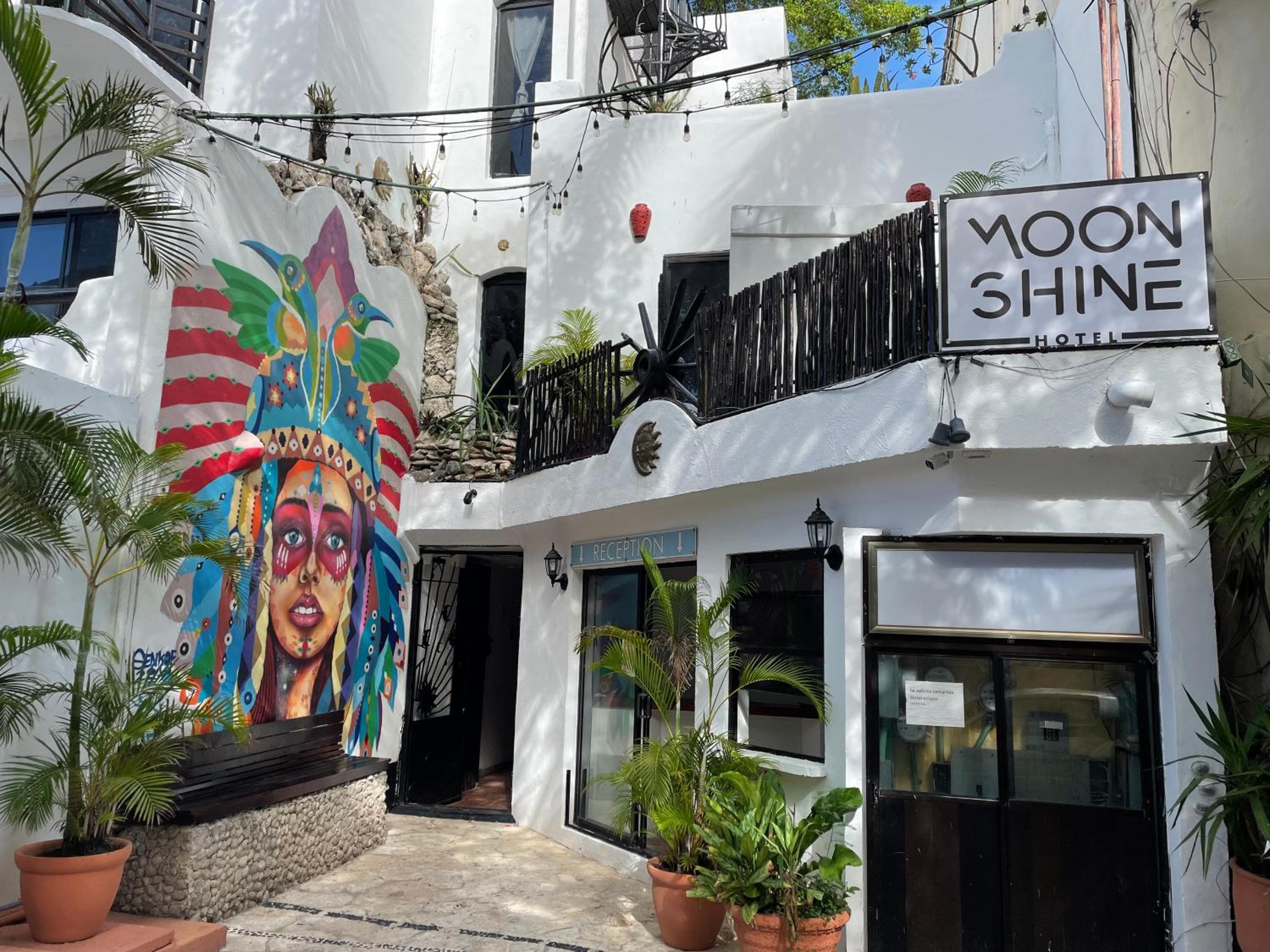 Moonshine Hotel