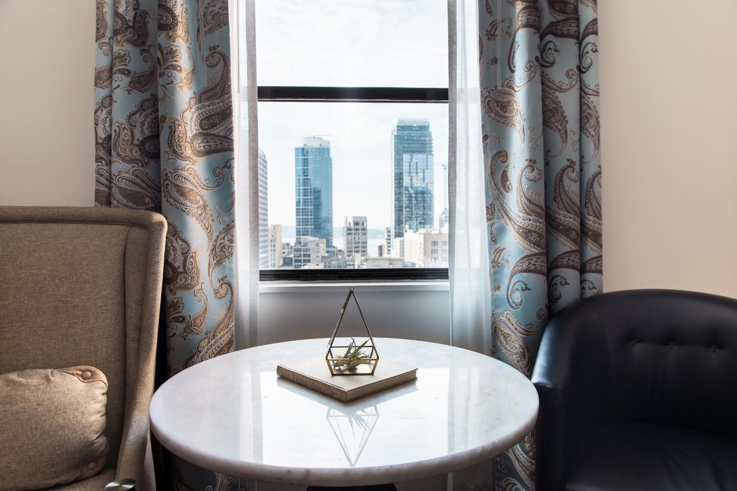 Hotel Theodore Seattle Downtown, Tapestry by Hilton