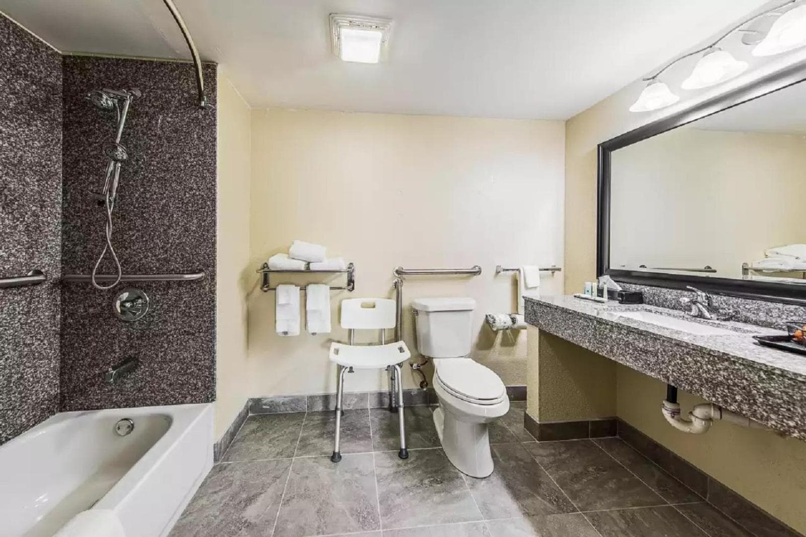 Quality Inn Forest City