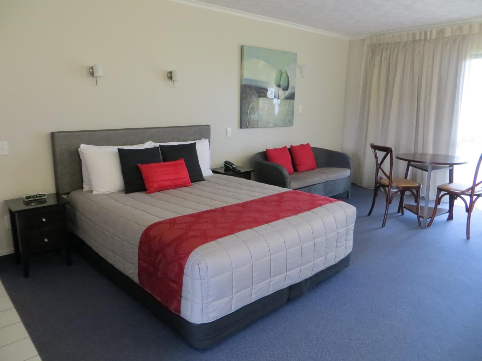 Harbour View Motel on Ahuriri Beach in Napier NZ with sea view suites
