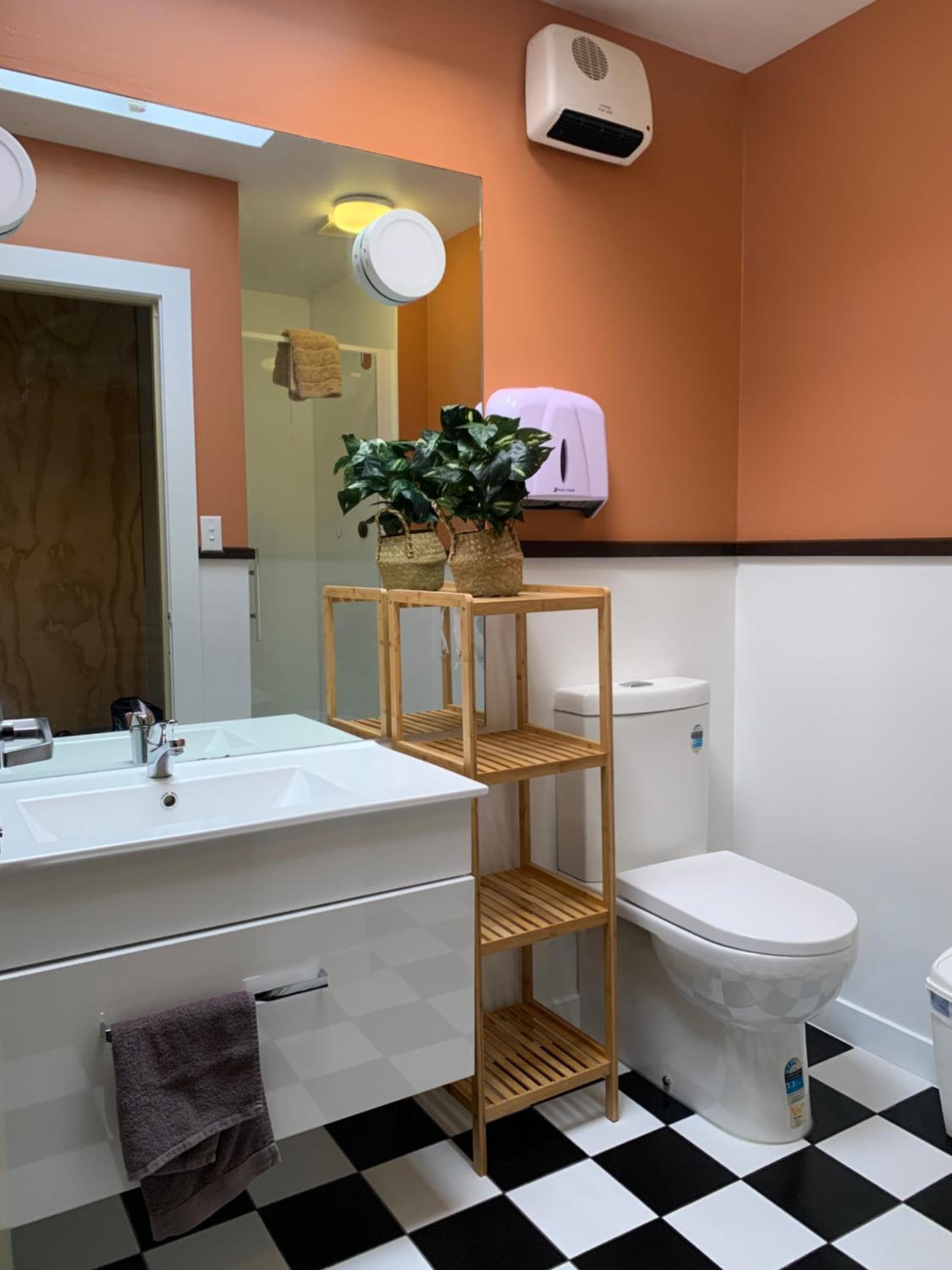 Tahuna Pod Hostel