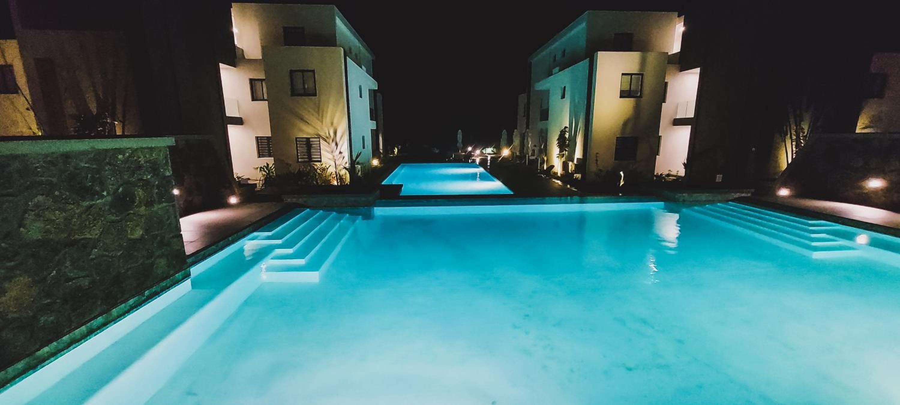 Eastern Blue - Sea View Luxury Apartment