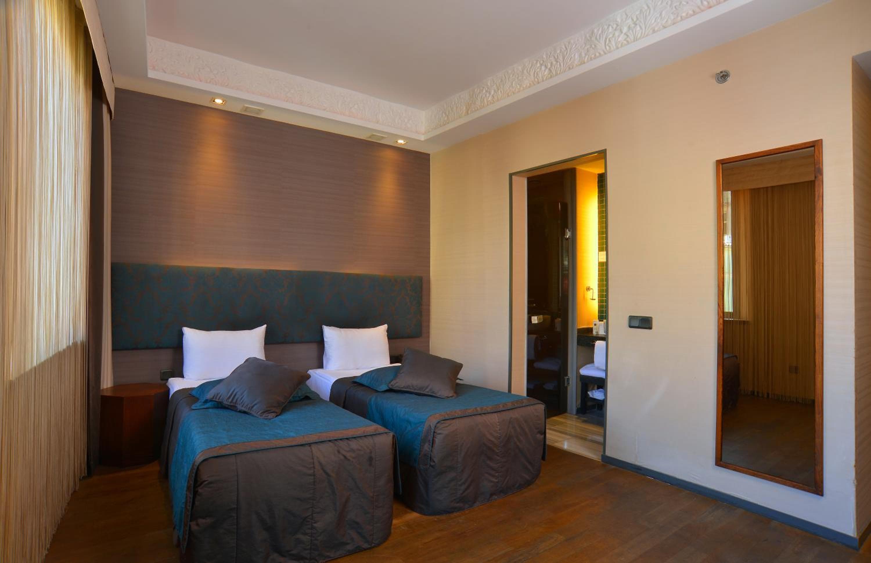 Pera Tulip Hotel & SPA