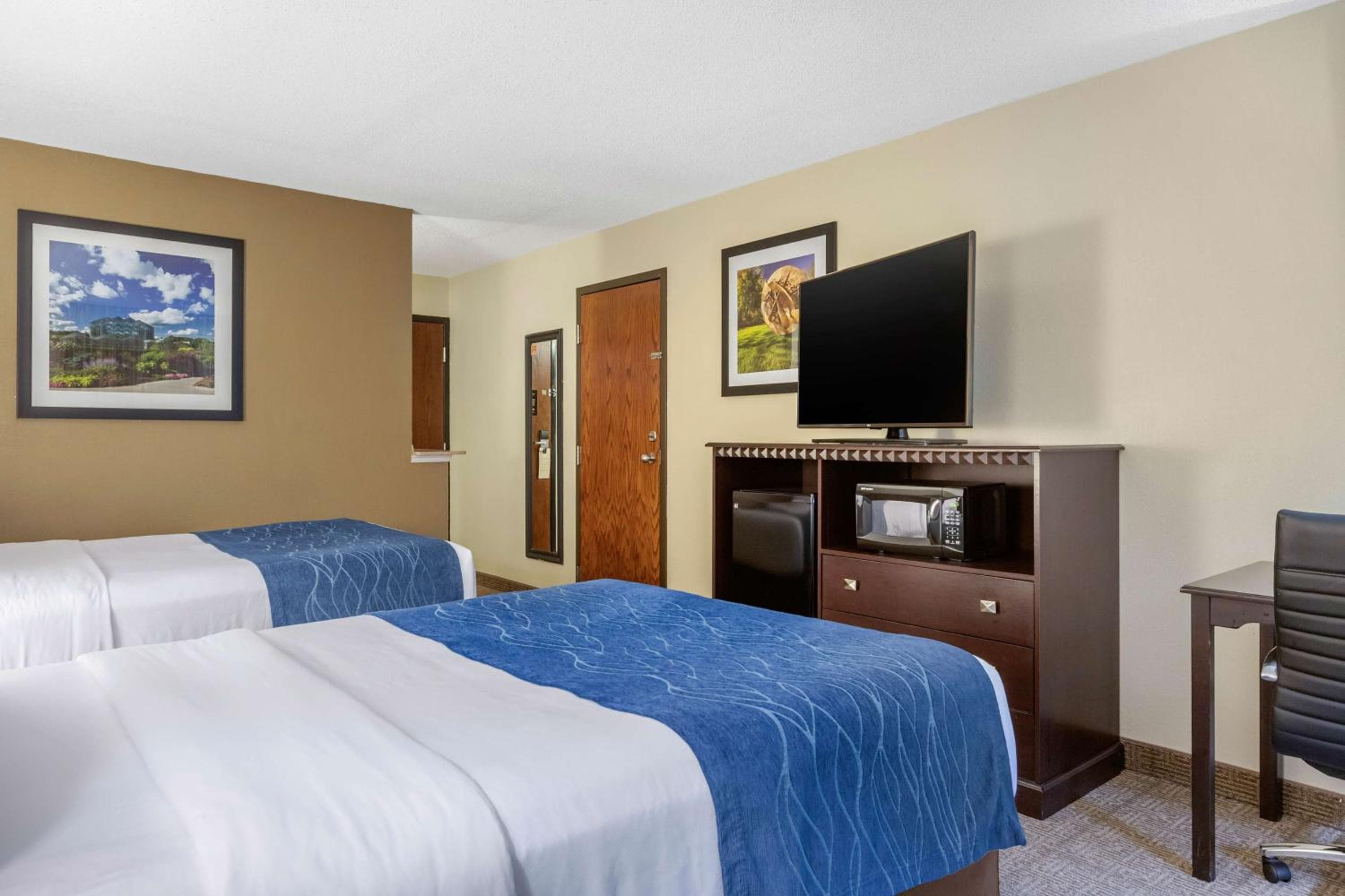 Comfort Inn Grand Rapids Airport
