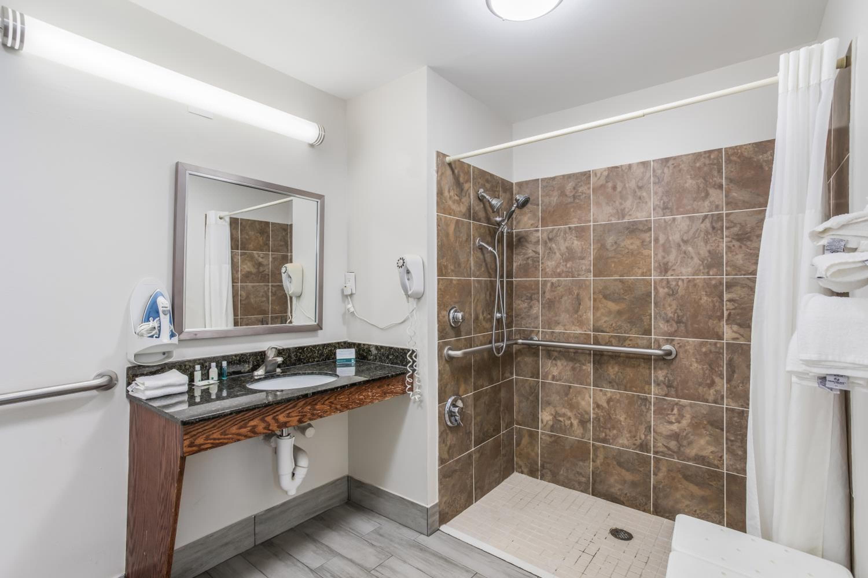 Quality Inn Gallatin-Nashville Metro
