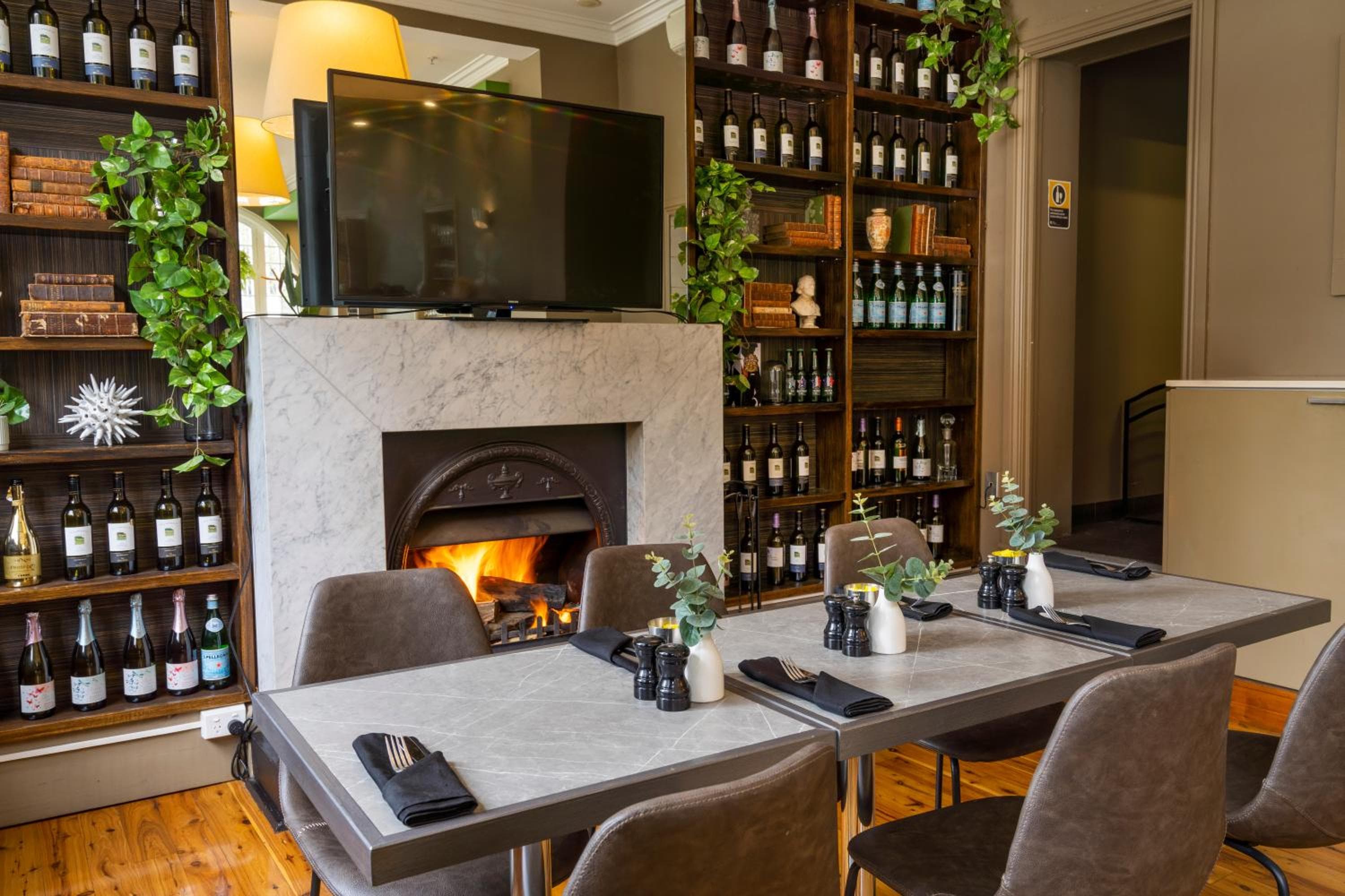 Vulcan Hotel Sydney