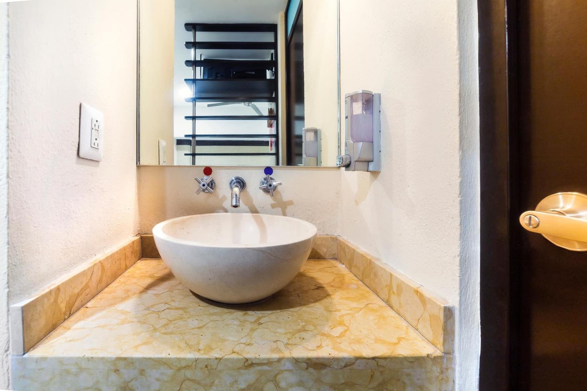 Hotel Kapu, Puebla