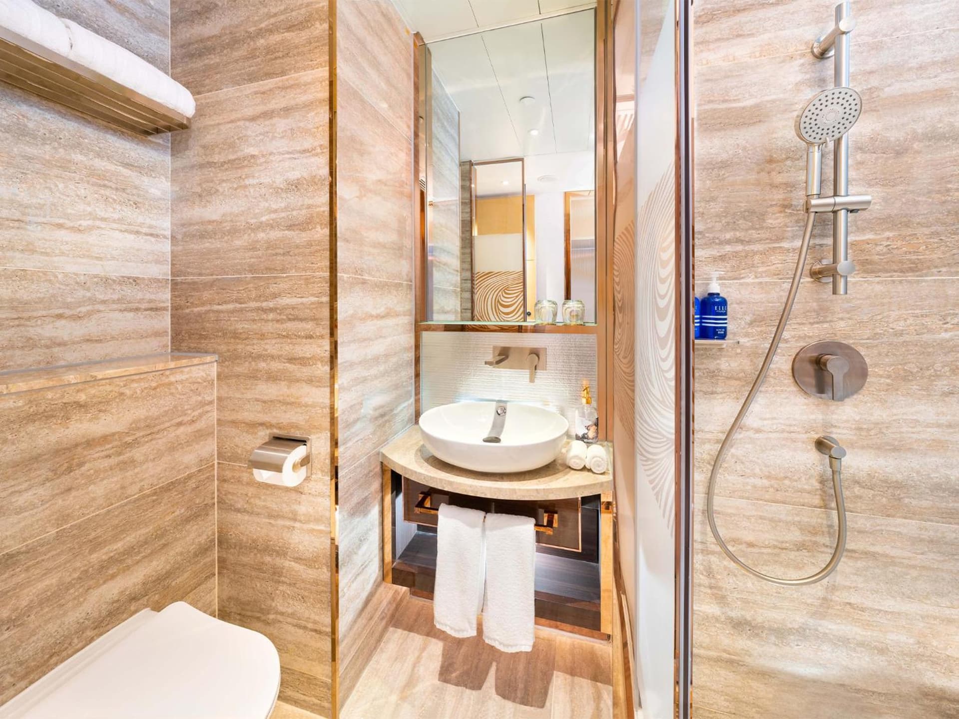 Regala Skycity Hotel by Regal Hotels